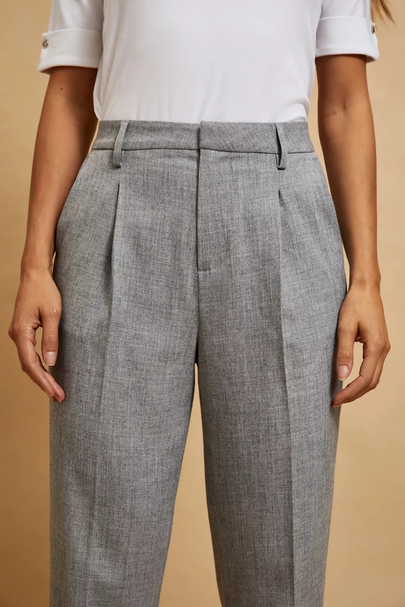 Cropped suit trousers