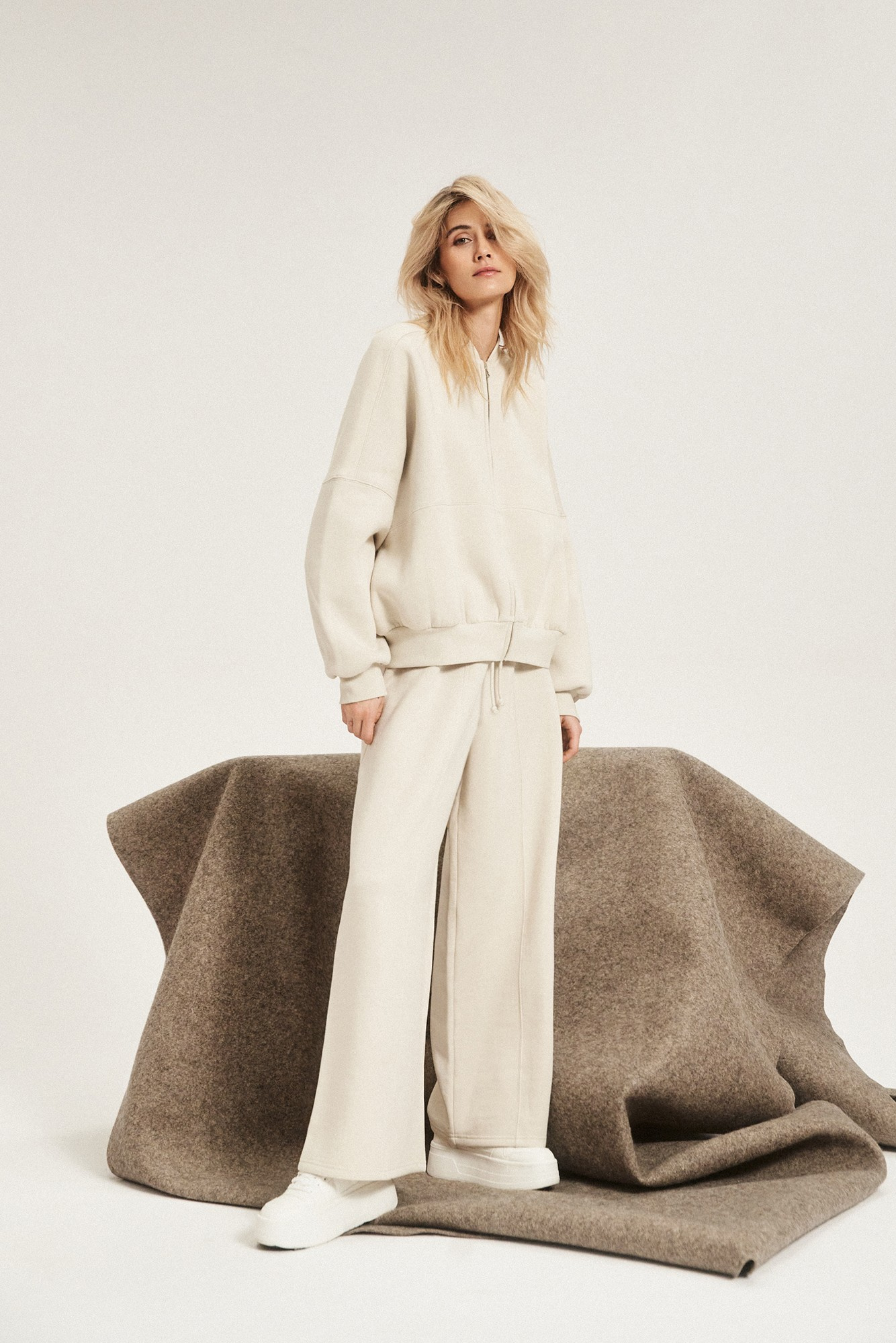 Marisse Women's Sweatshirt L-Bl-4315 L.Beige