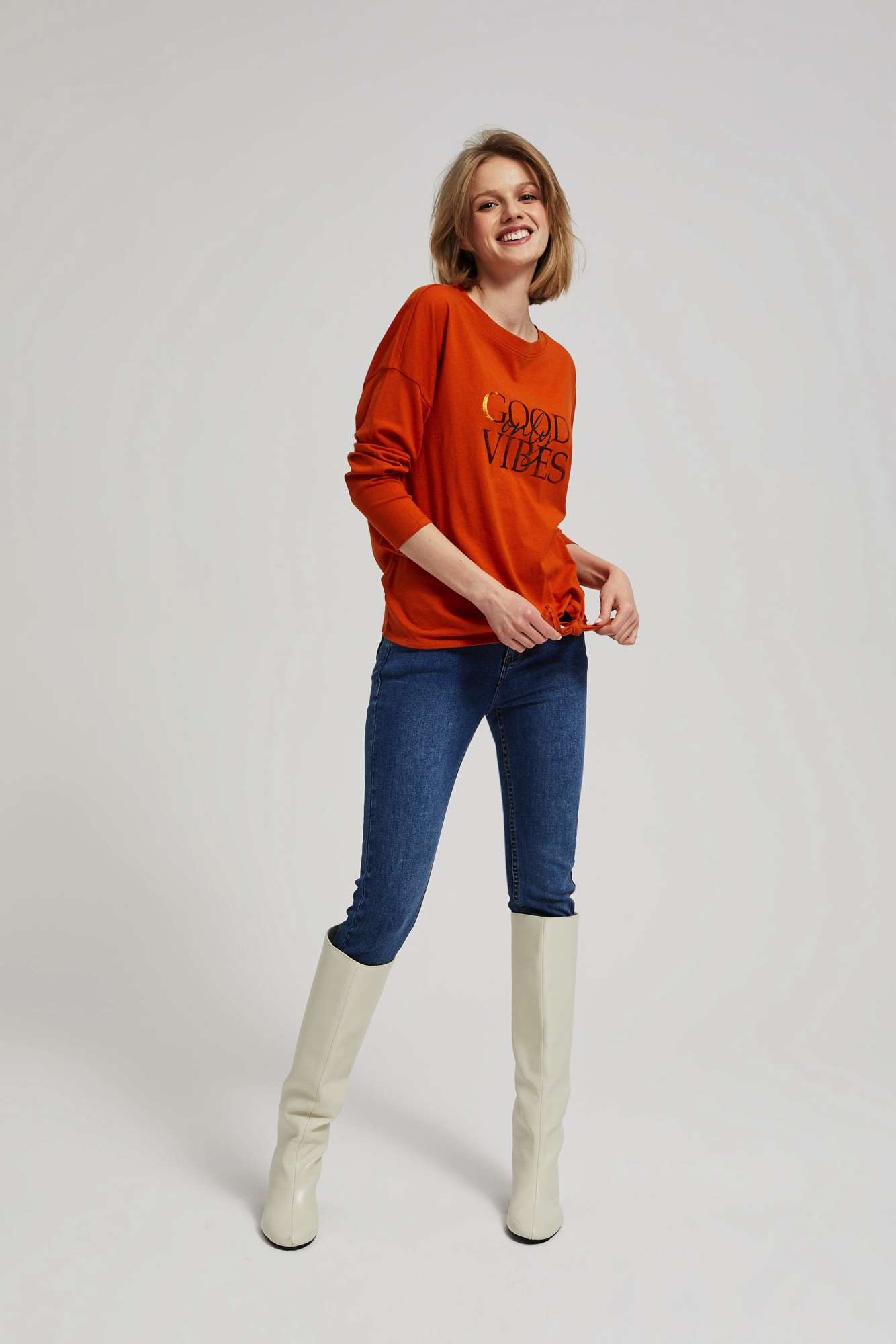 Blouse with inscription and tie