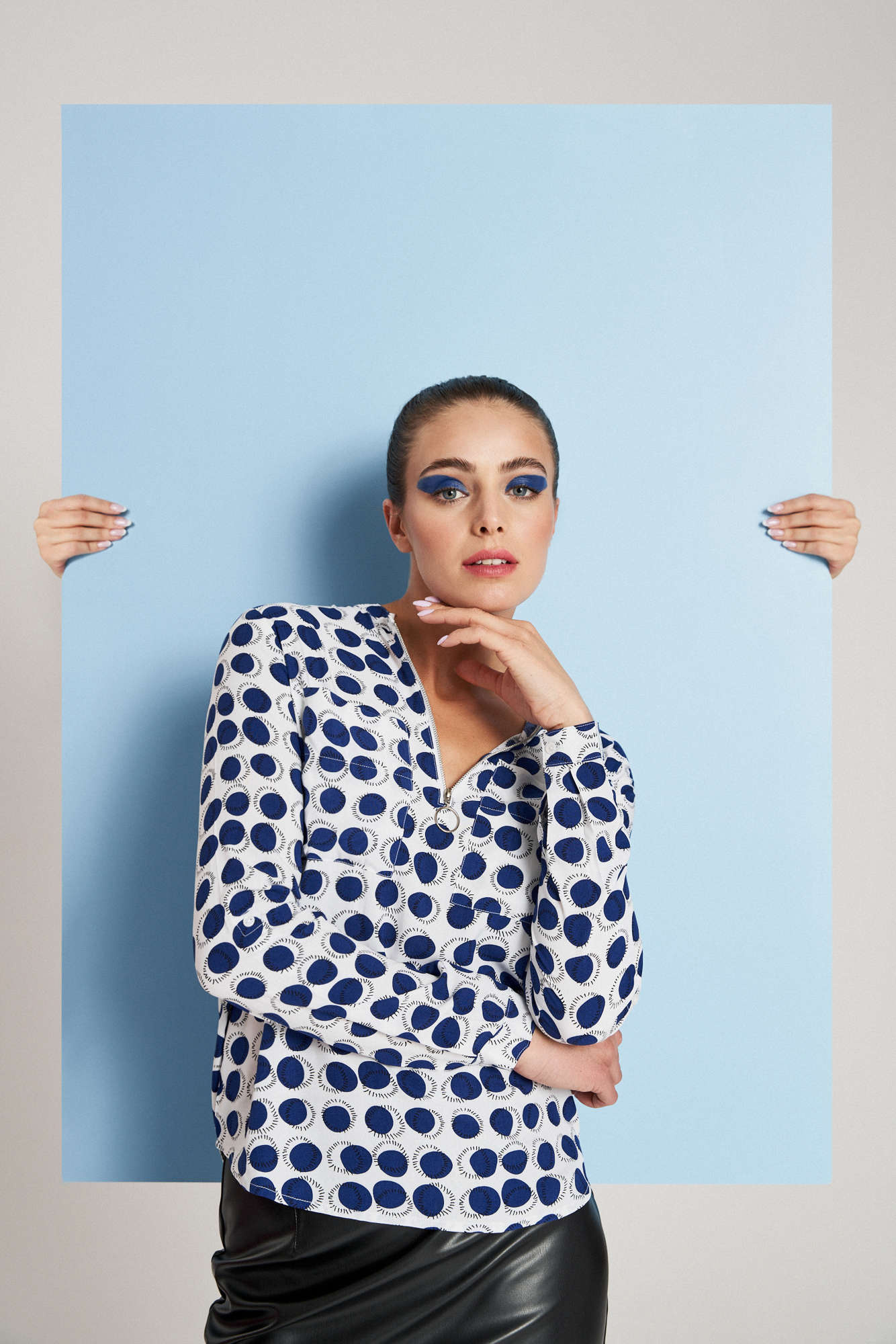 Dámska blúzka Moodo Polka Dot