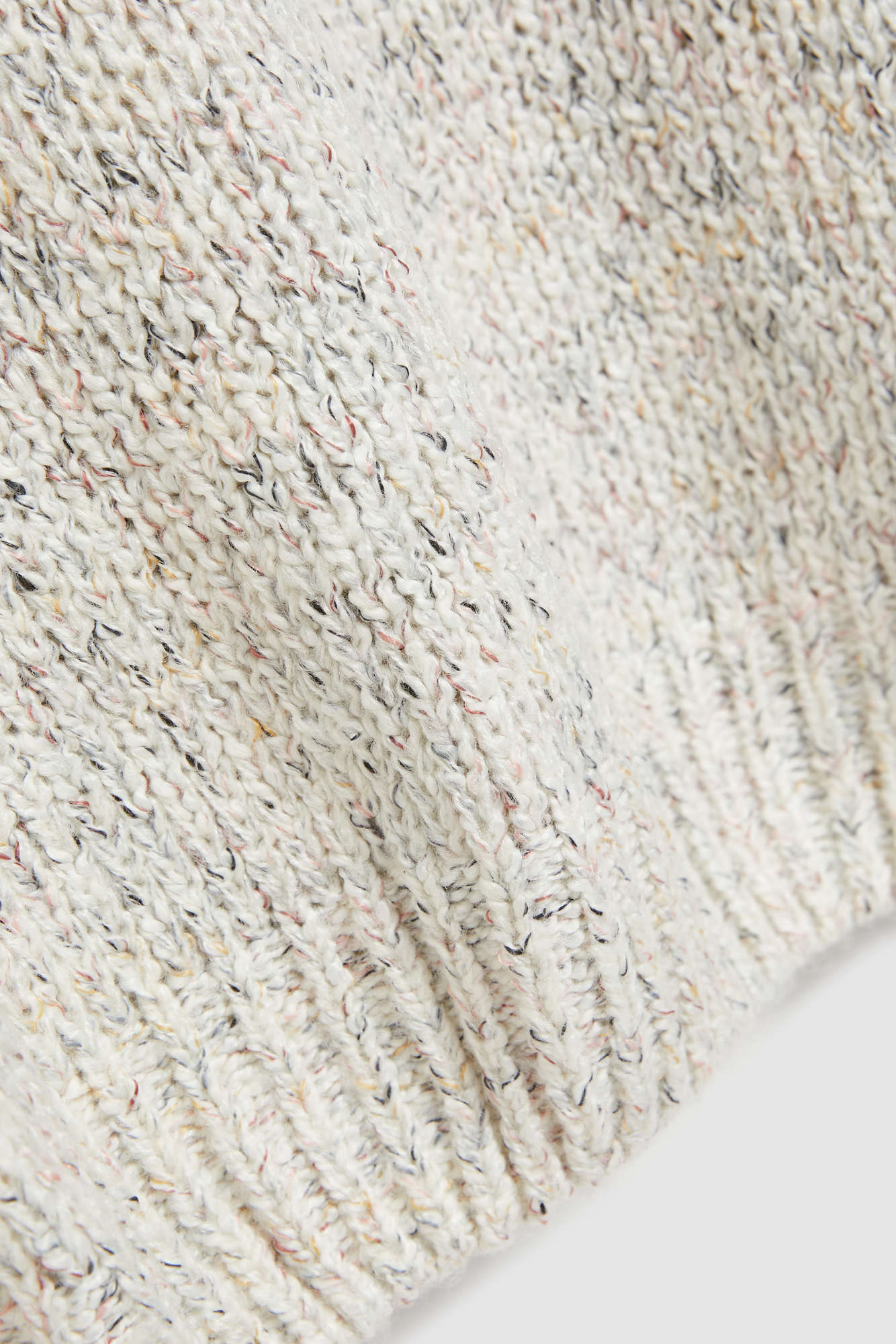 Marisse Pearl V-Neck Sweater With Long Sleeves