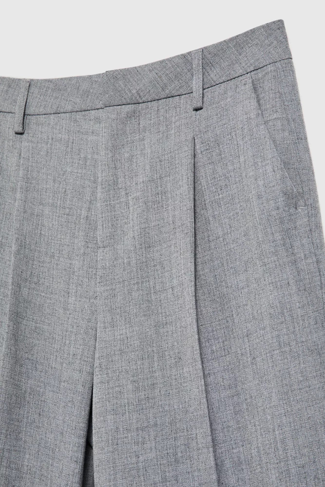 Cropped suit trousers