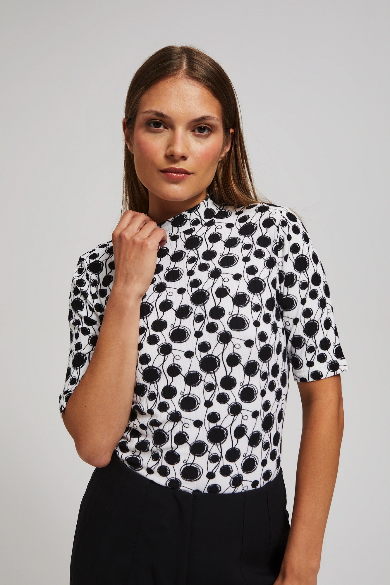 Patterned turtleneck blouse