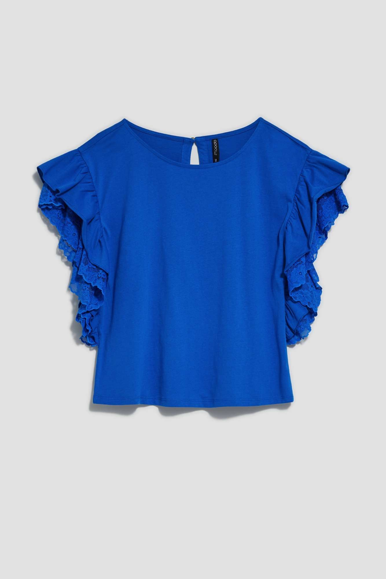 Blouse with ruffles on the shoulders