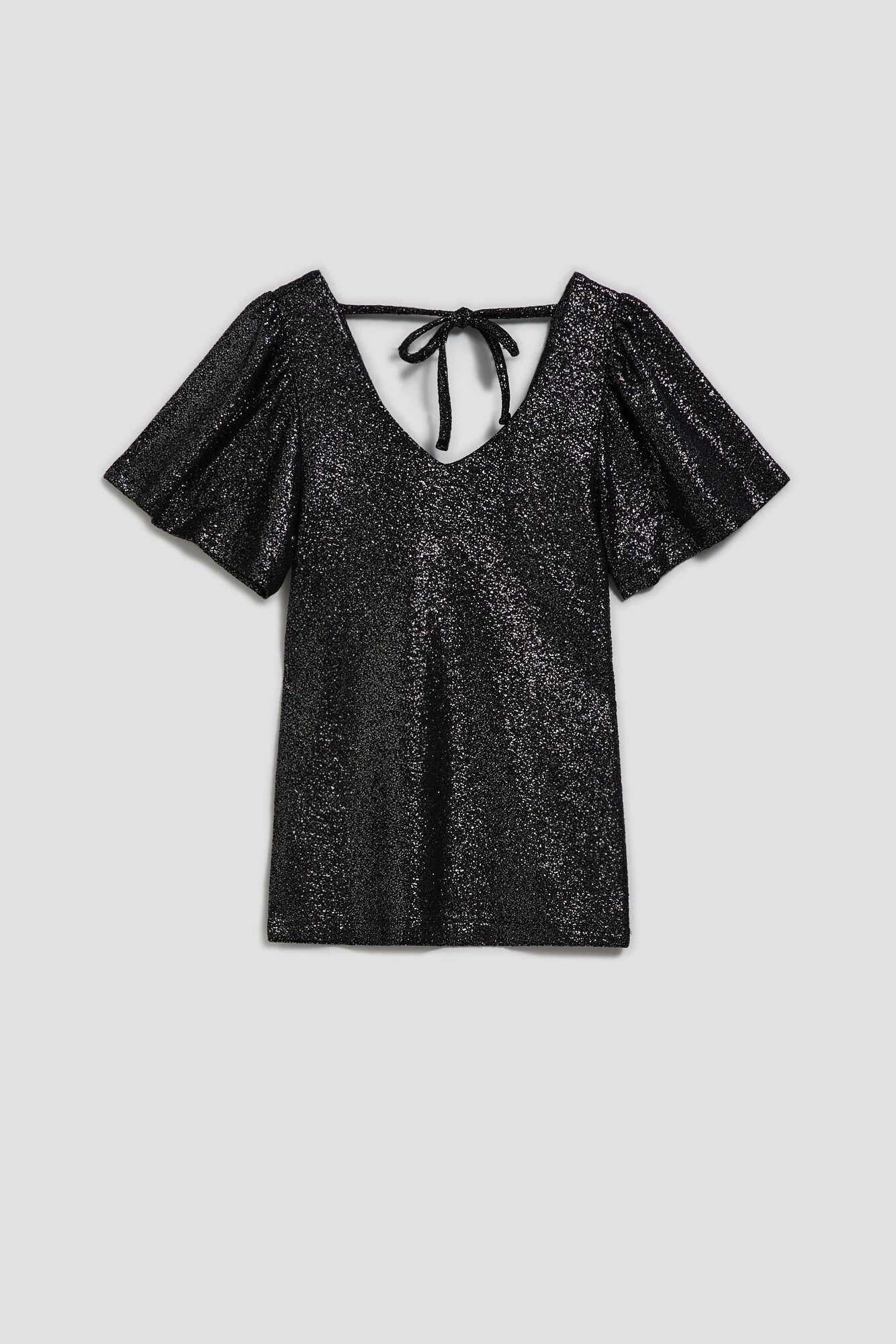 Blouse with puff sleeves