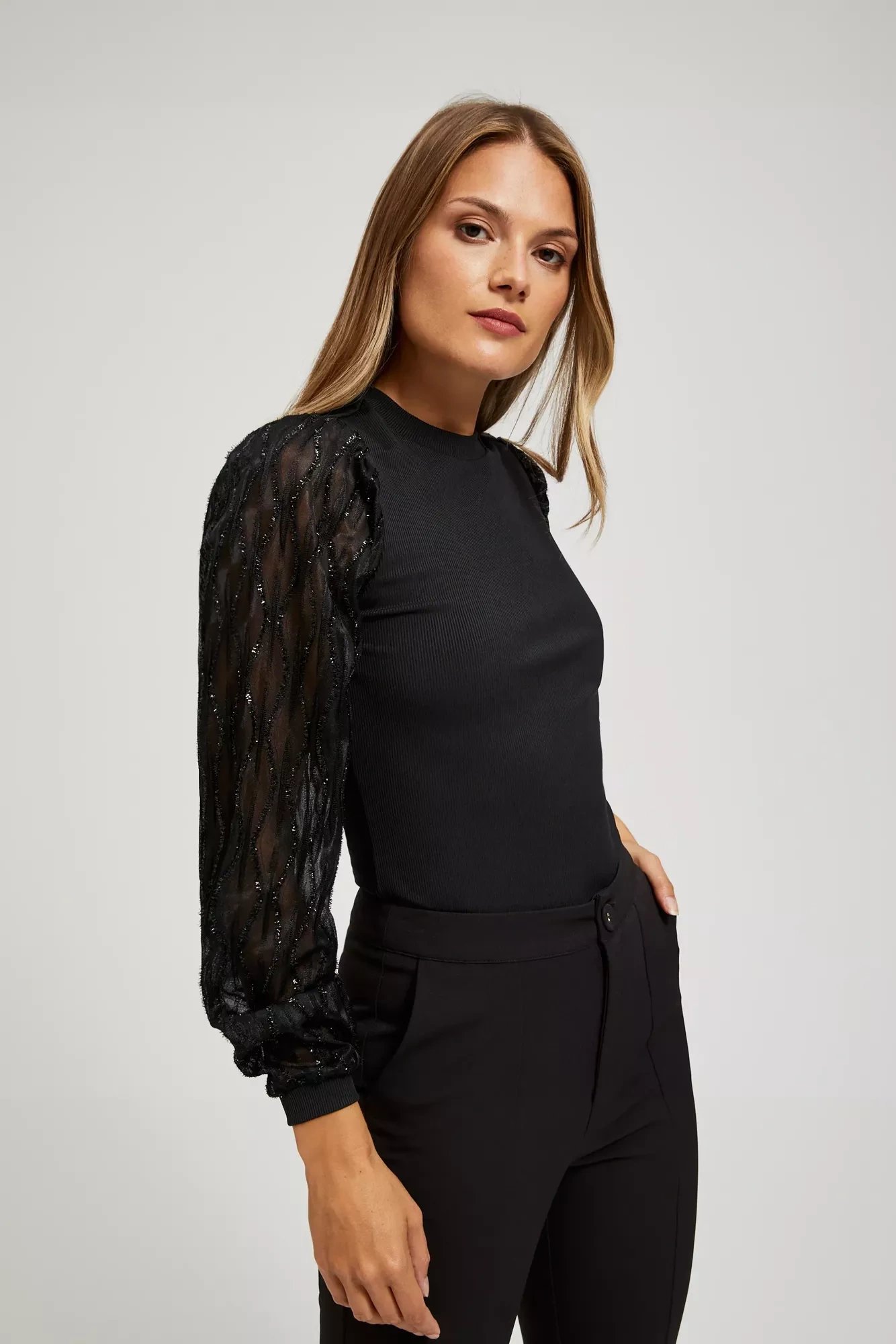 Blouse with decorative sleeves