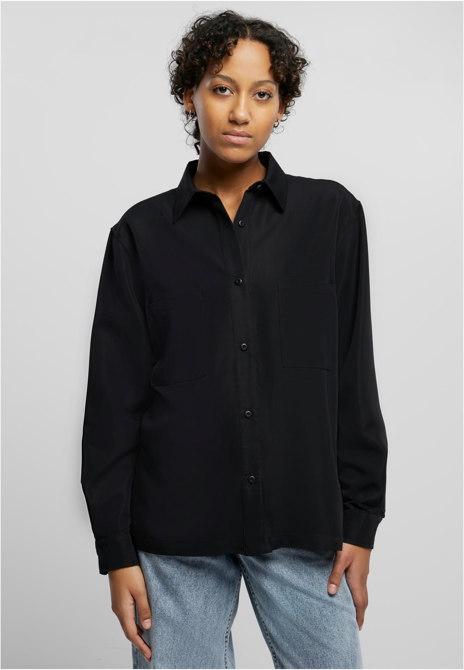 Women&#039;s oversized twill shirt black