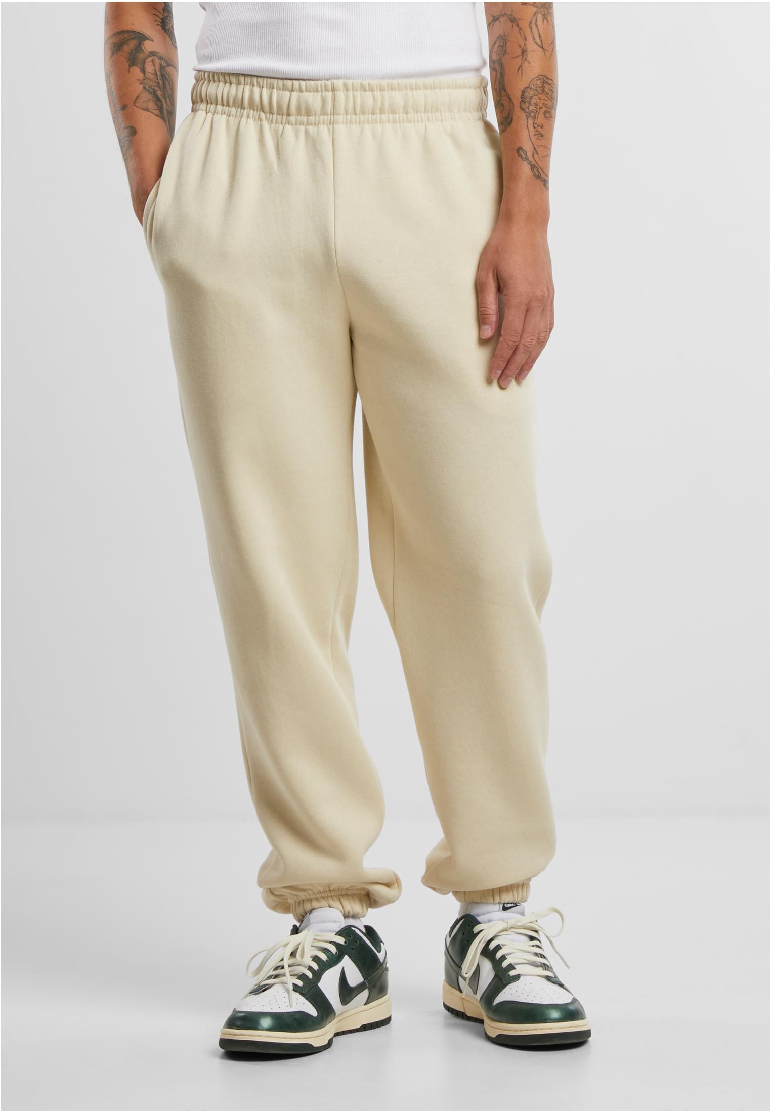 Men&#039;s Basic Essential Sweatpants Cream