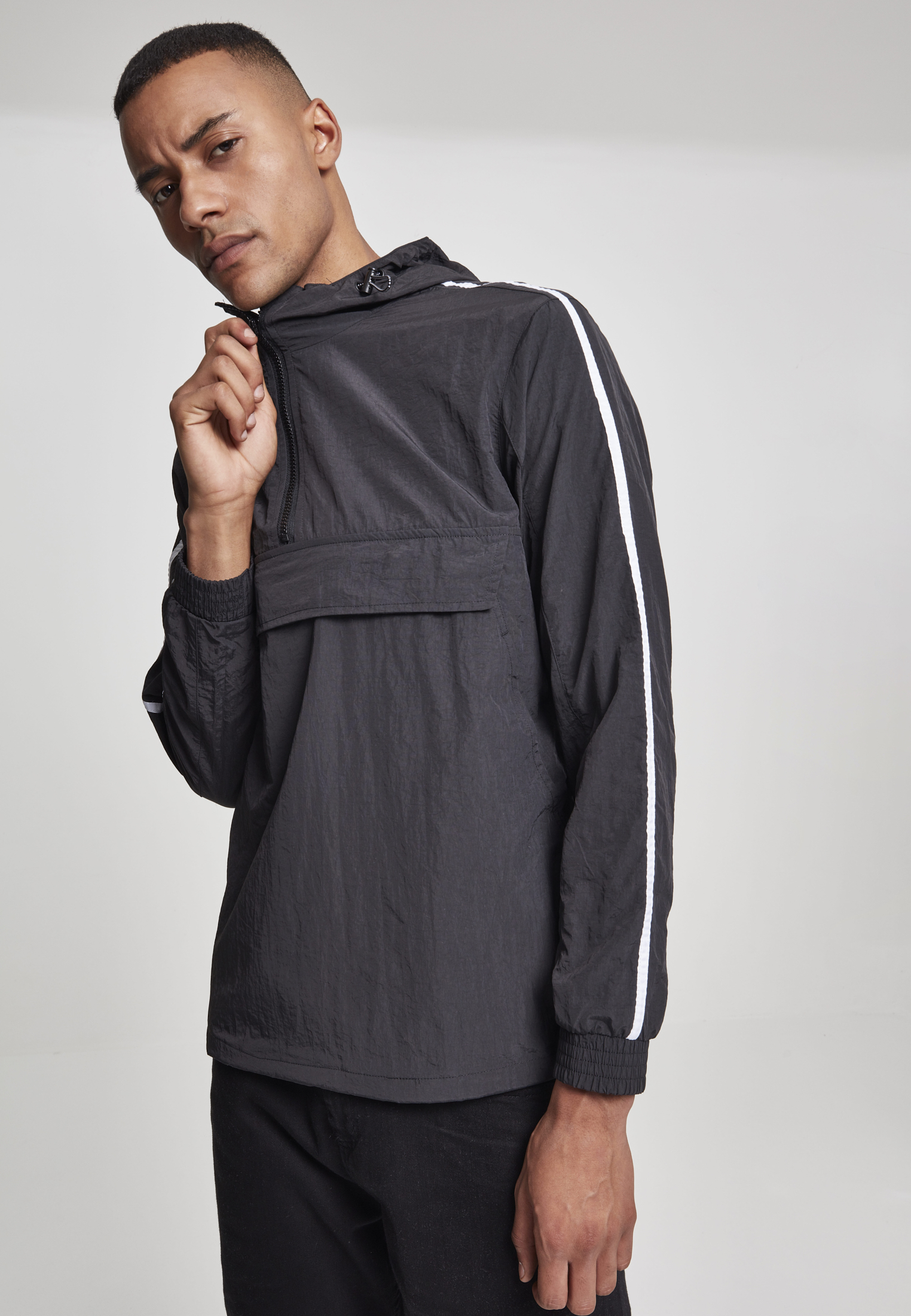 Pull-over Jacket Made Of Wavy Nylon Blk/wht