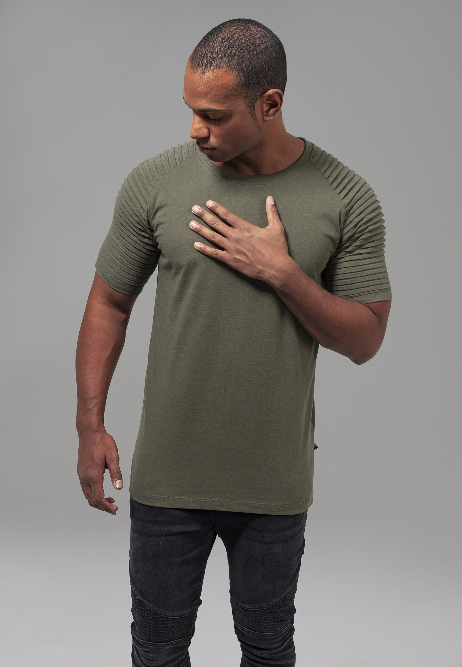 Pleat Raglan Tee Olivový