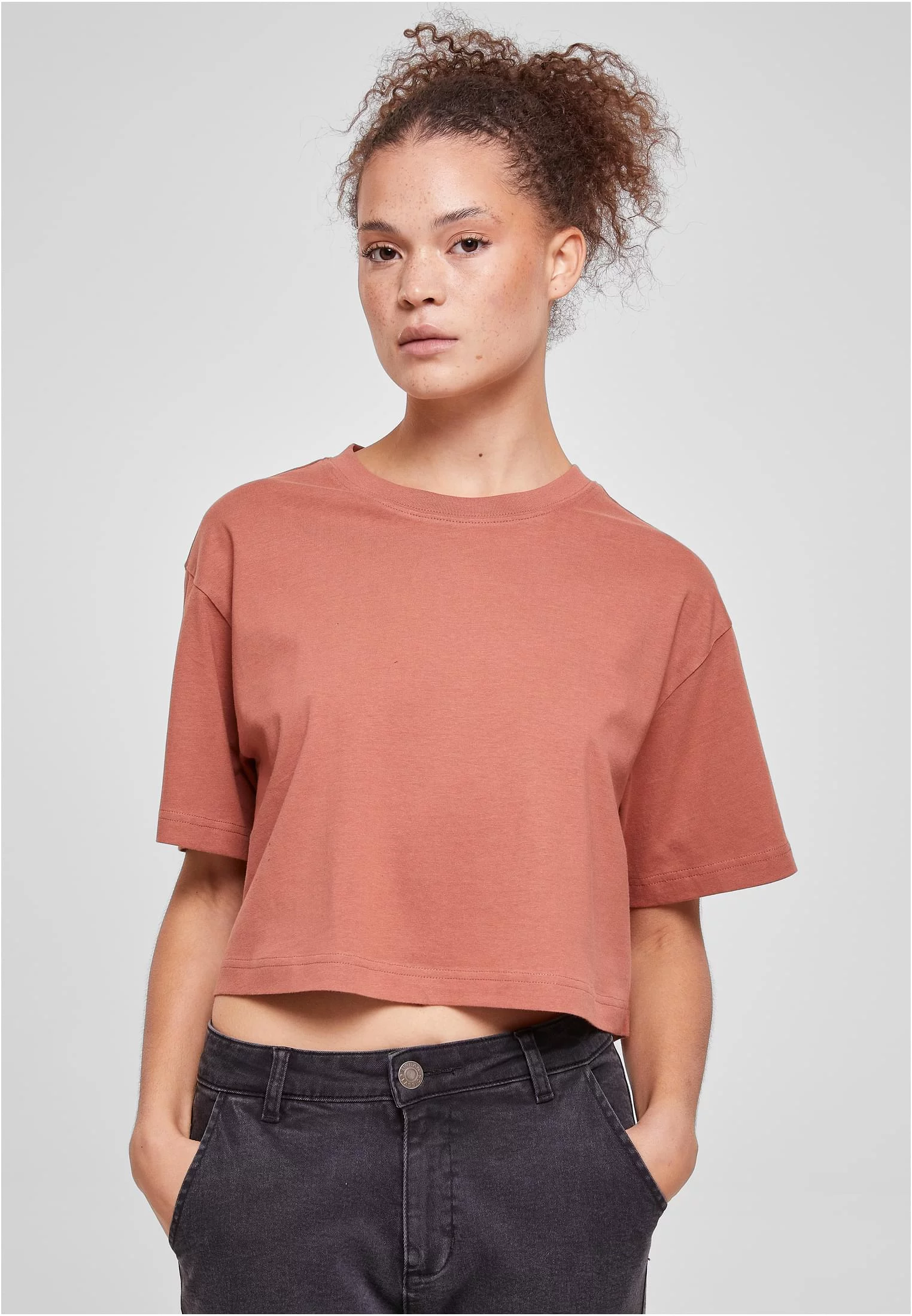 Women&#039;s short oversized terracotta T-shirt