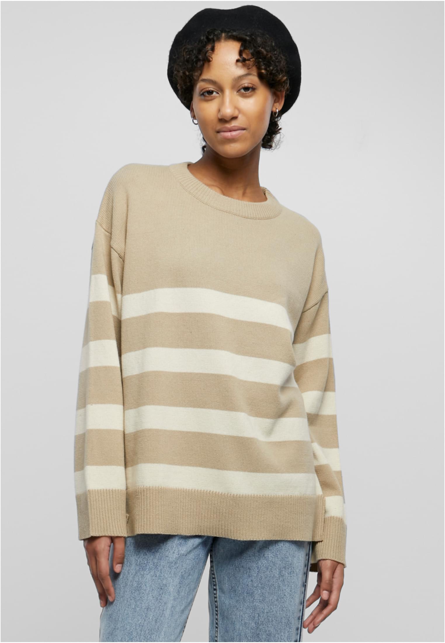 Women&#039;s striped knitted sweater - beige