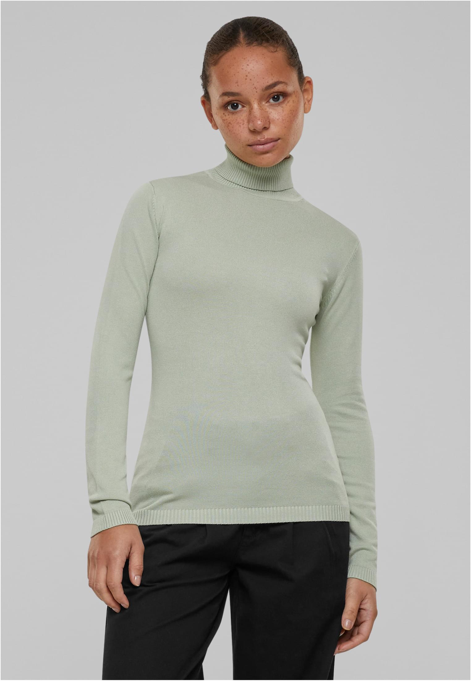 Women&#039;s knitted turtleneck softsalvia
