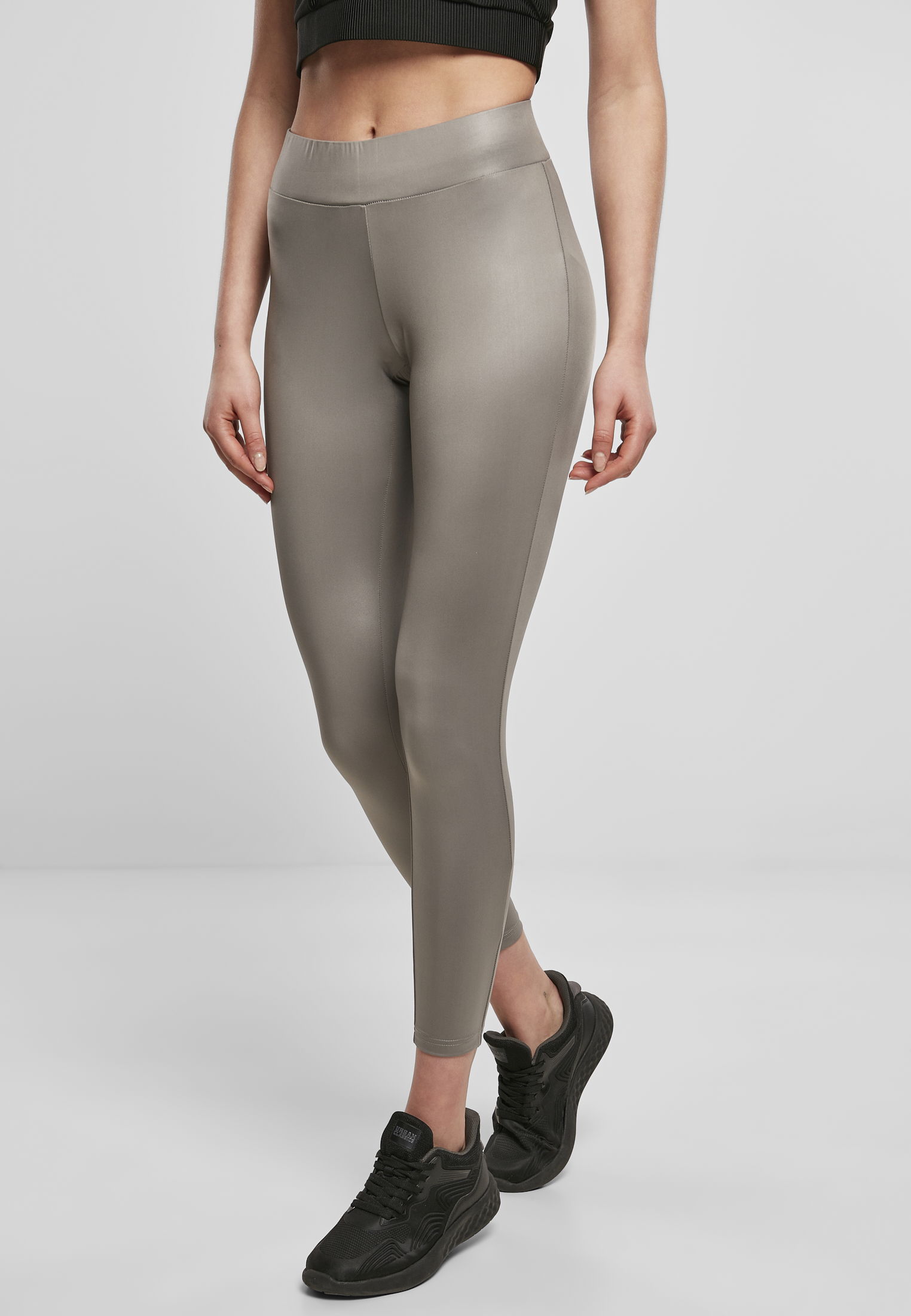 Women's asphalt leggings made of synthetic leather