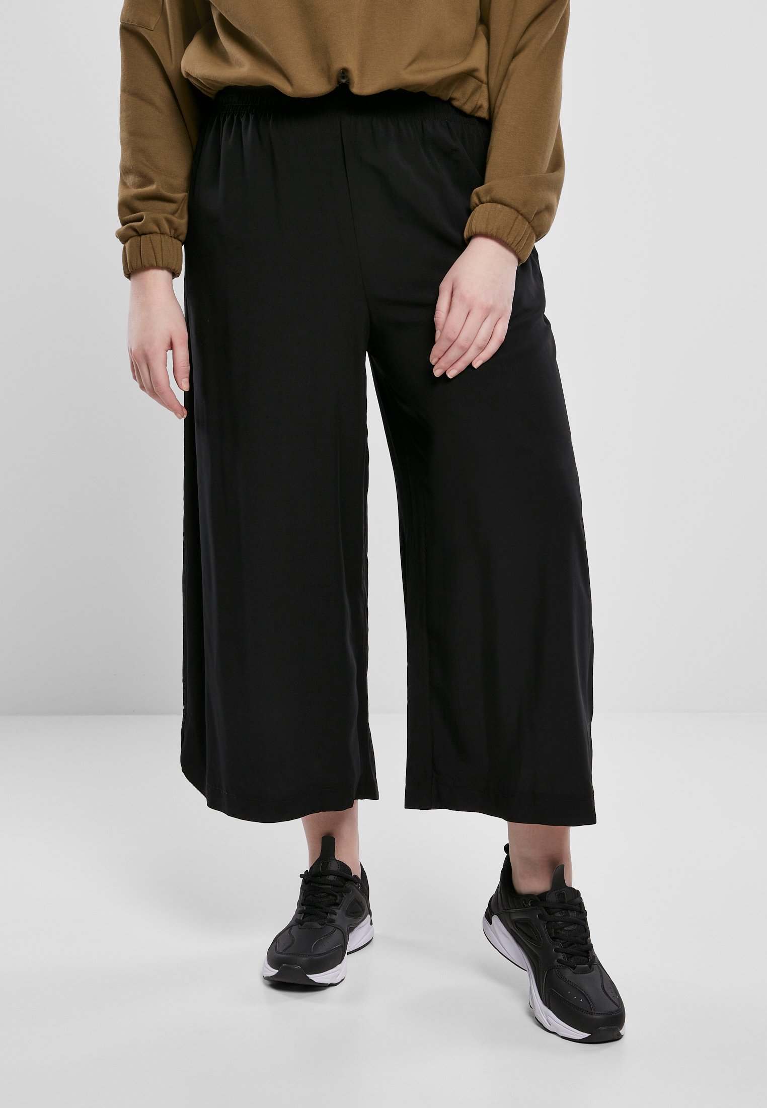 Women's Wide Viscose Culotte Black