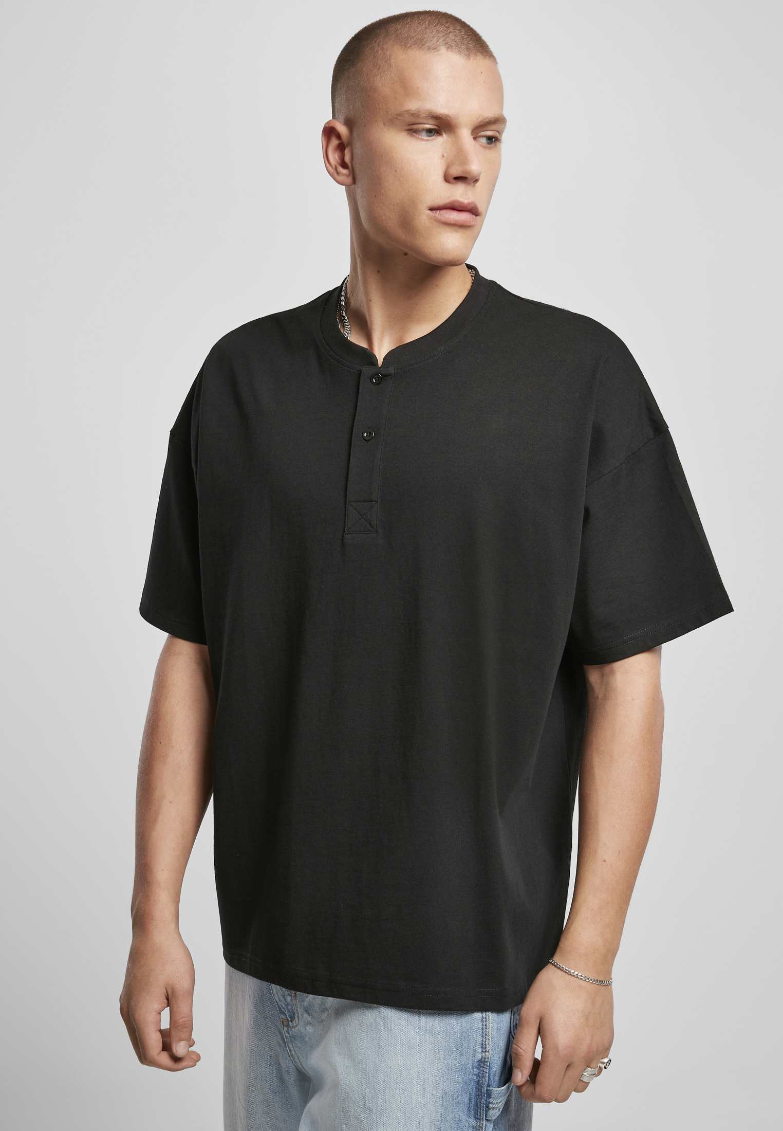 Oversized Tričko Henley černé