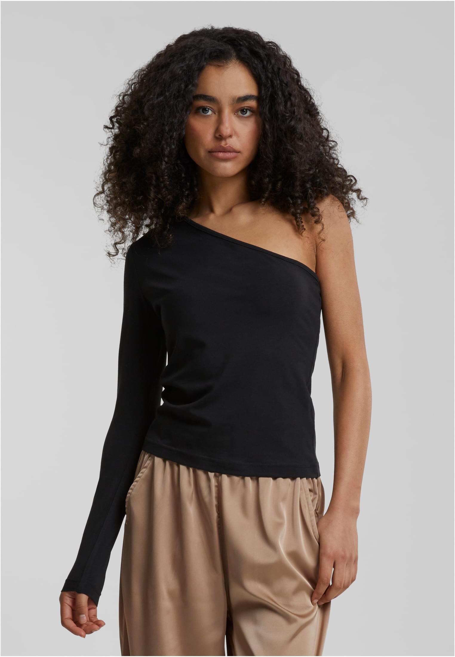 Womens asymmetrical long sleeves black