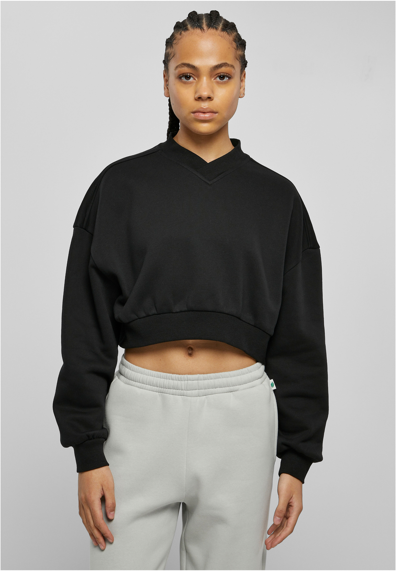 Women&#039;s black V-neckline