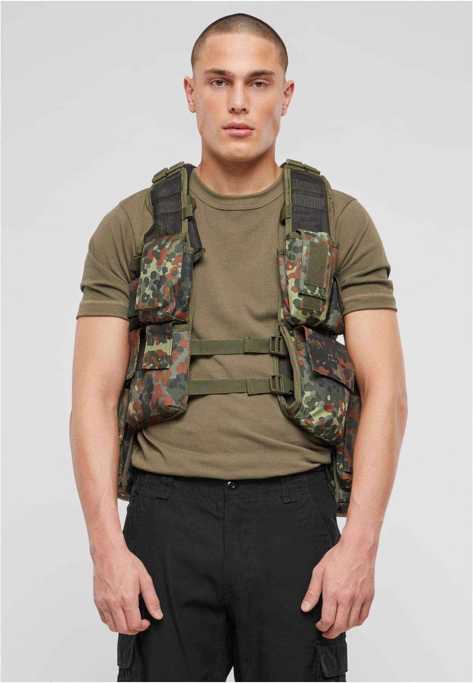 Taktická vesta flecktarn