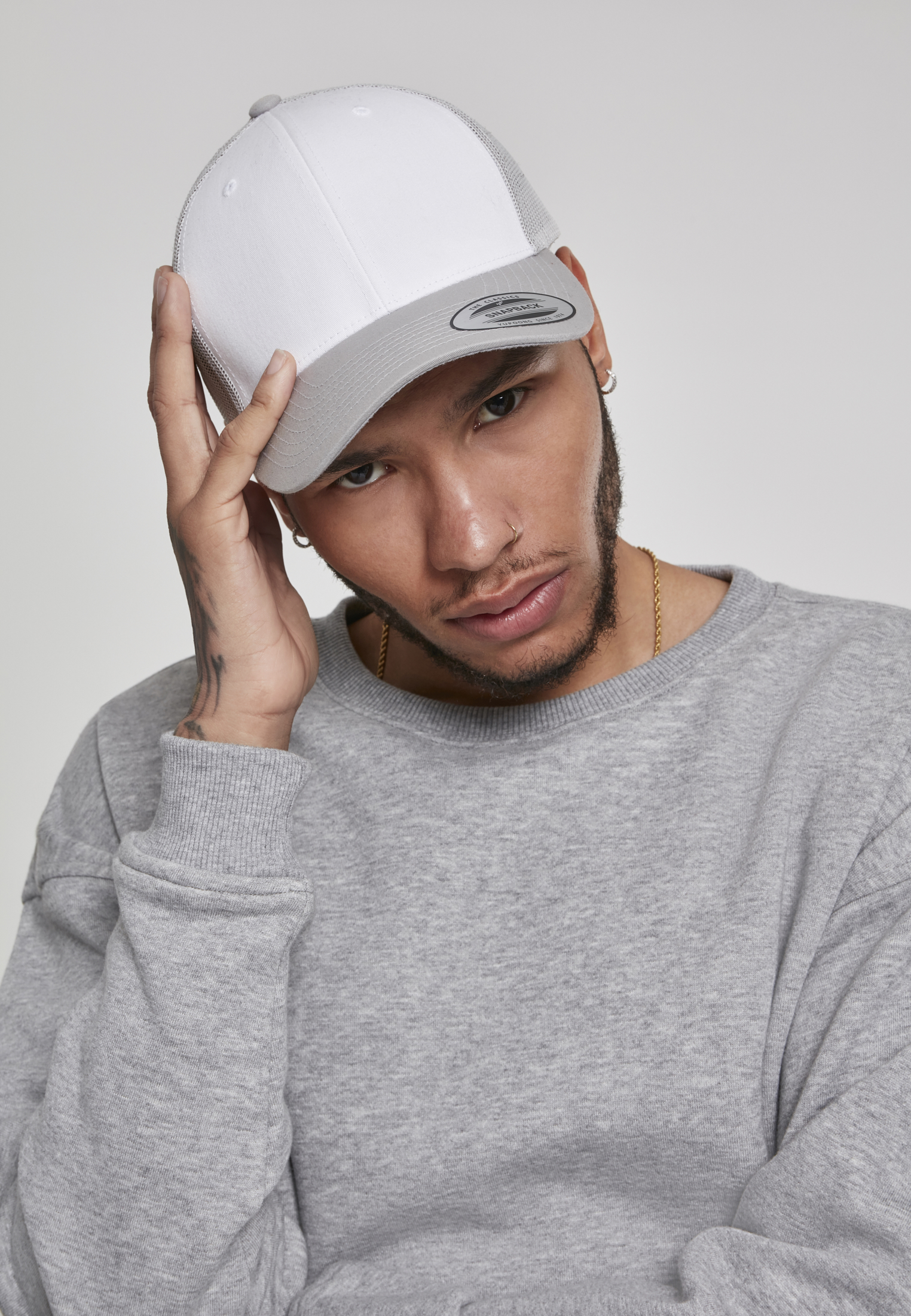 Șapcă Retro Trucker Argintie/Alb/Argintie