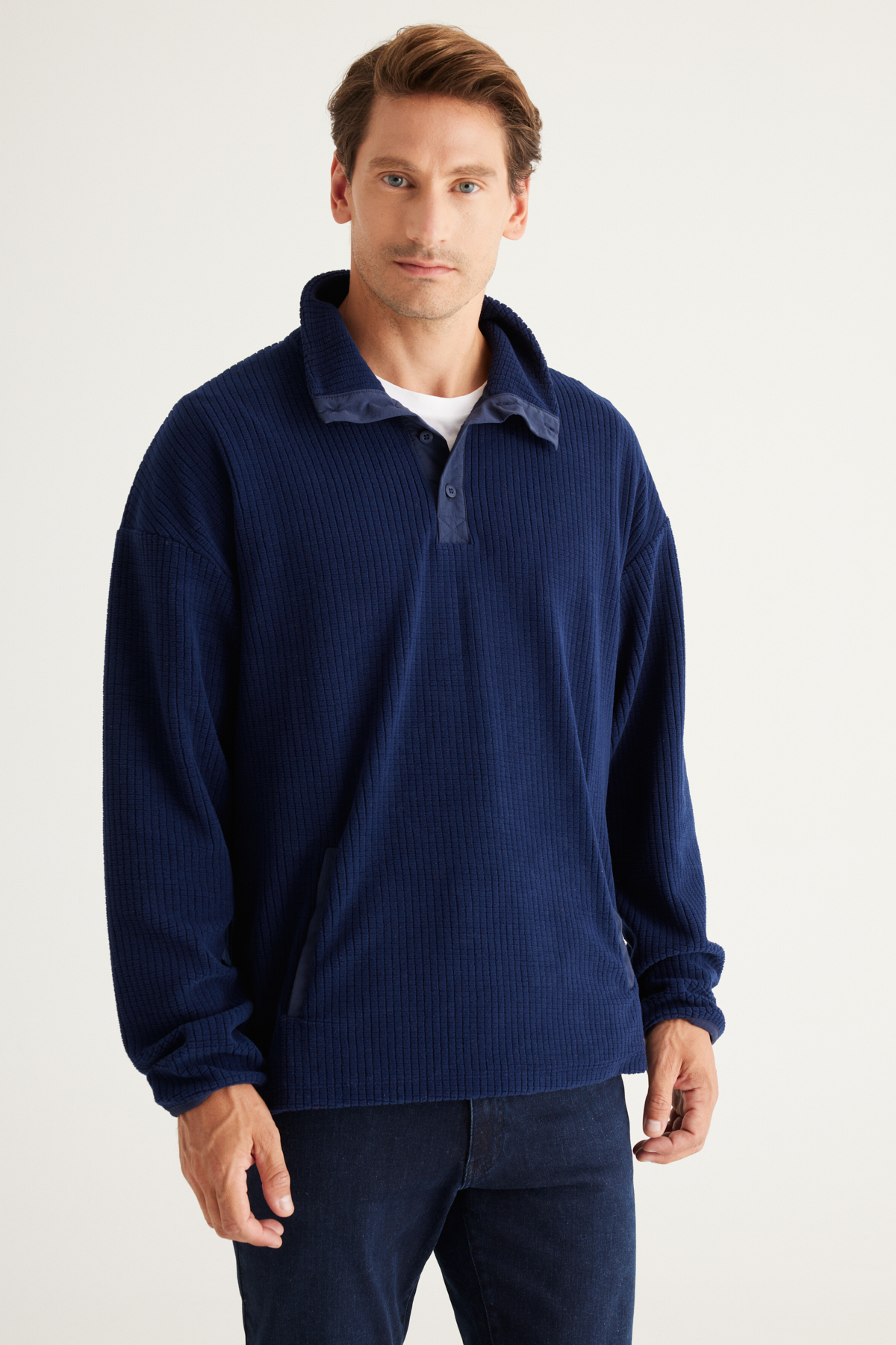 AC&Co / Altınyıldız Classics Men's Navy Blue Loose Fit Stand-Up Collar Jacquard Soft Touch Fleece Sweatshirt