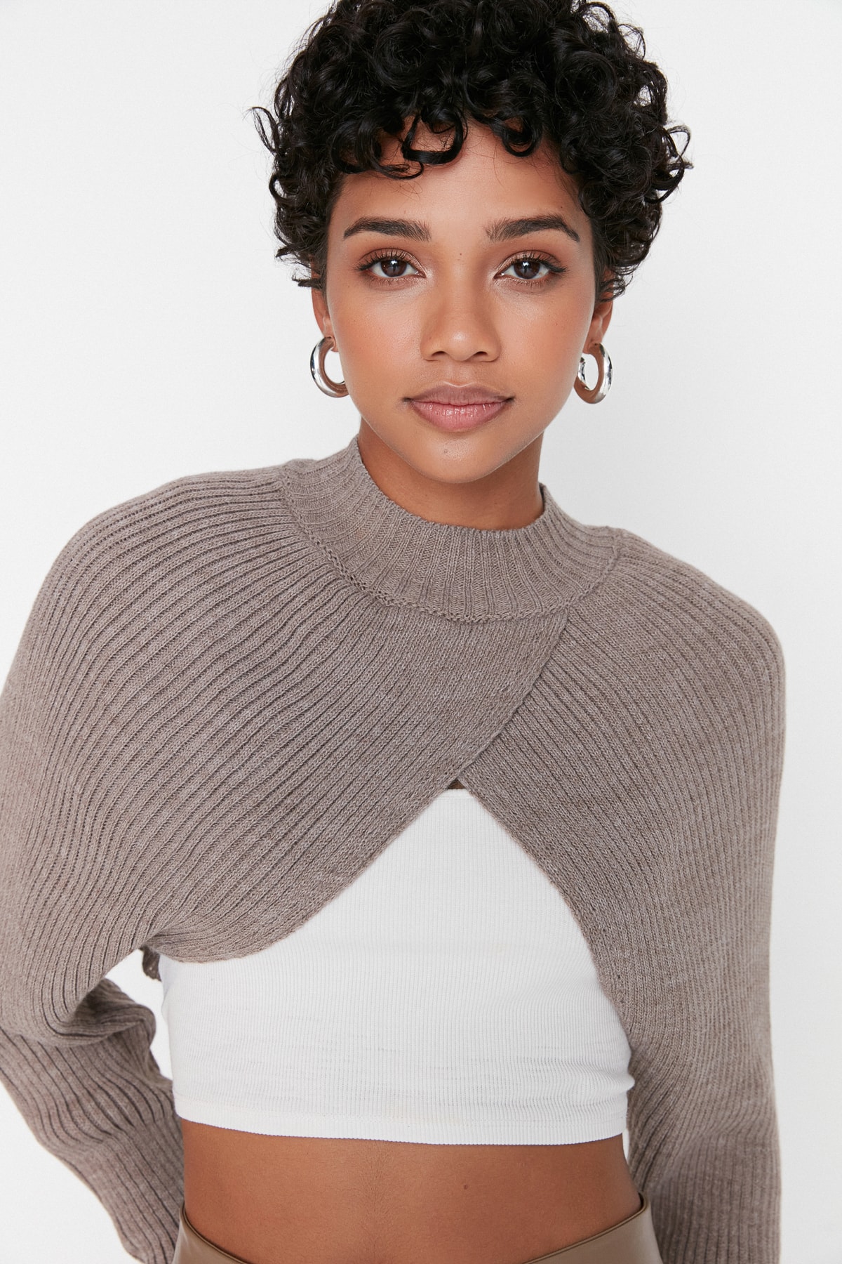 Trendyol Mink Crop Knitwear Sweater
