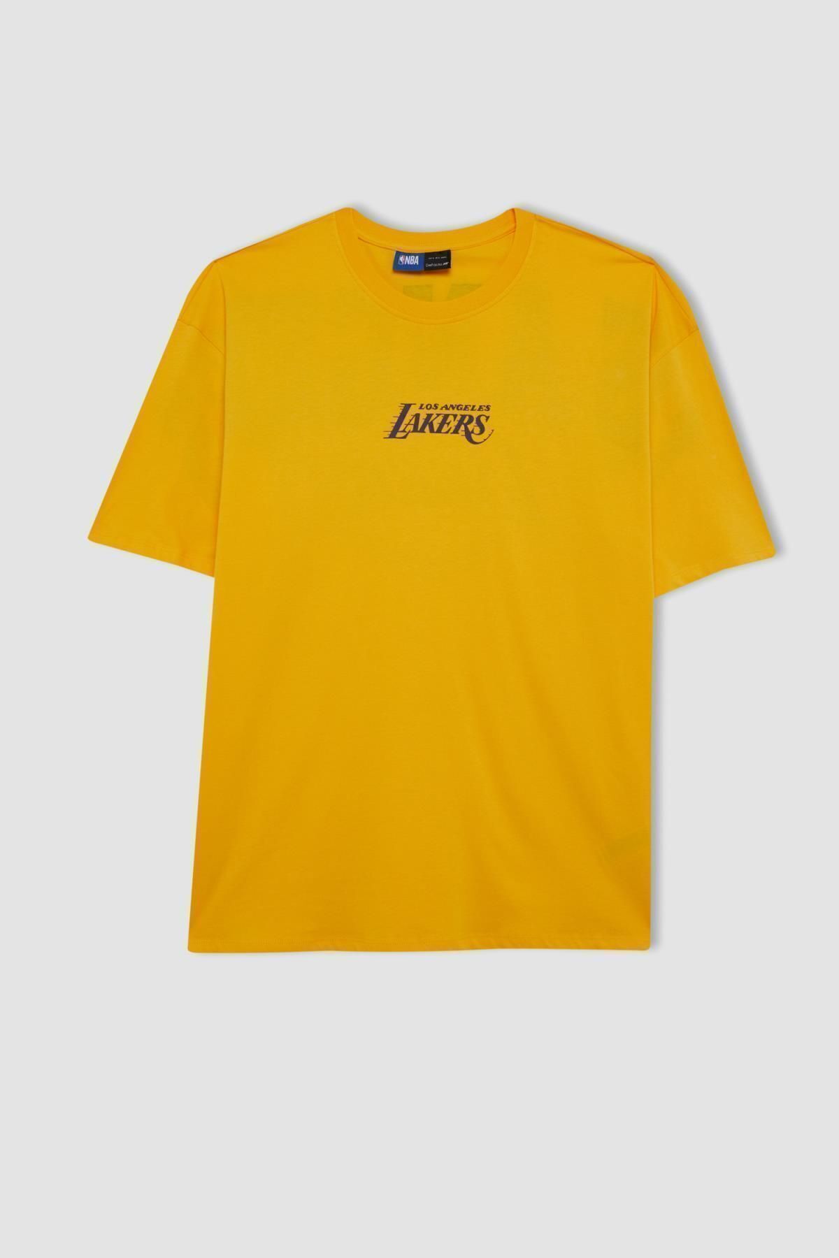 DEFACTO Fit Nba Los Angeles Lakers Oversize Fit Crew Neck Short Sleeve T-Shirt