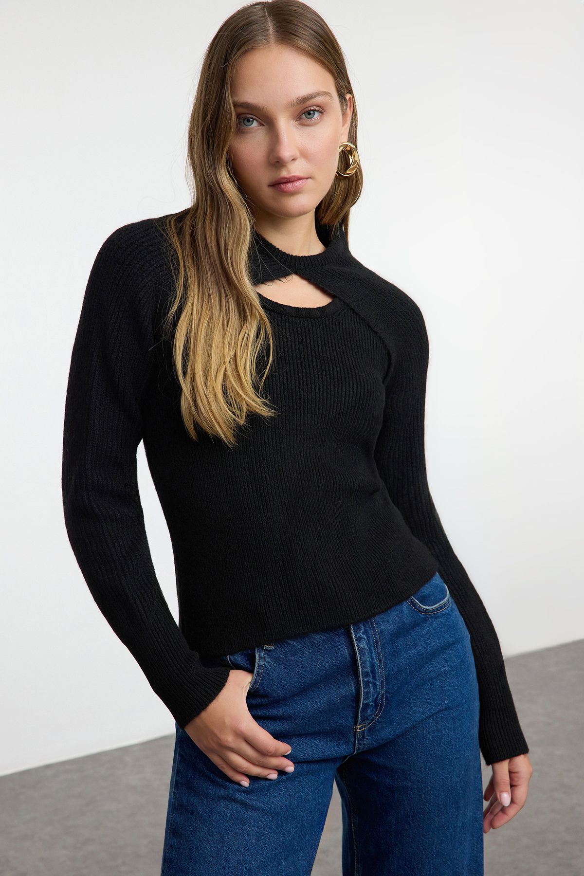 Trendyol Black Double-Piece Bolero Knitted Sweater