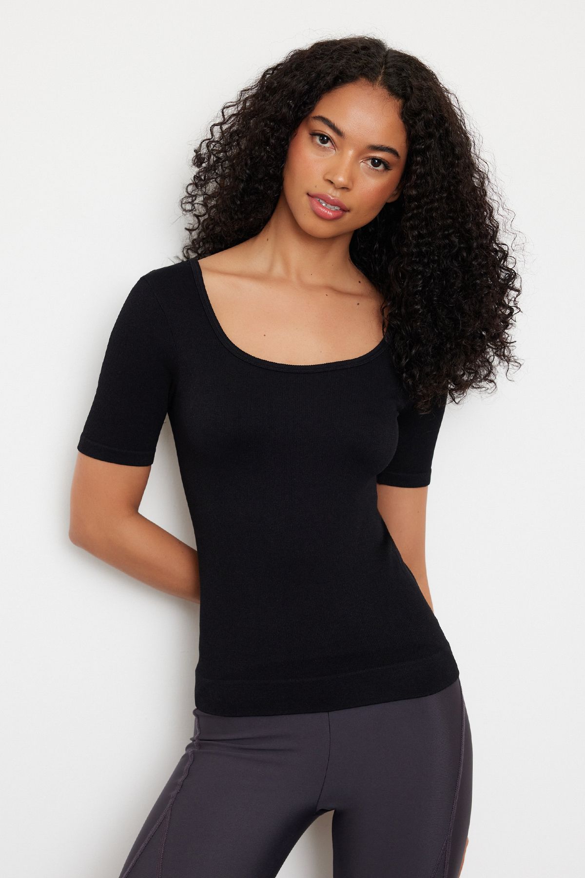 Trendyol Black Seamless Extra Stretchy Square Neck Knitted Sports Top/Blouse
