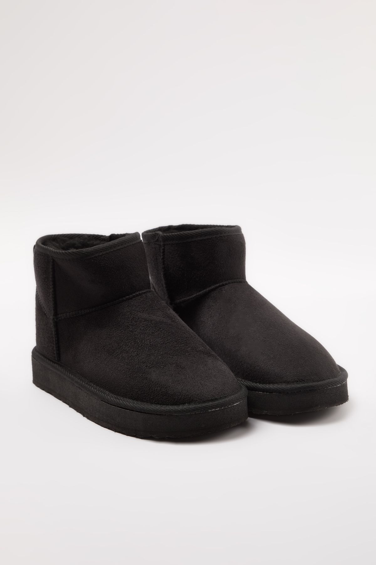 Trendyol Black Fur Lined Round Toe Flatform Heeled Women's Boots