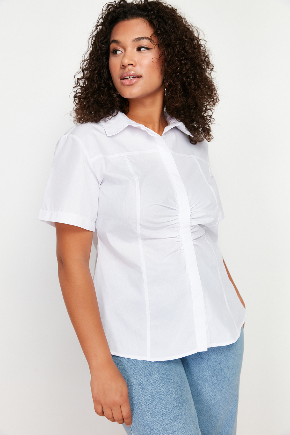 Levně Trendyol Curve White Front Gathered Detail Woven Shirt