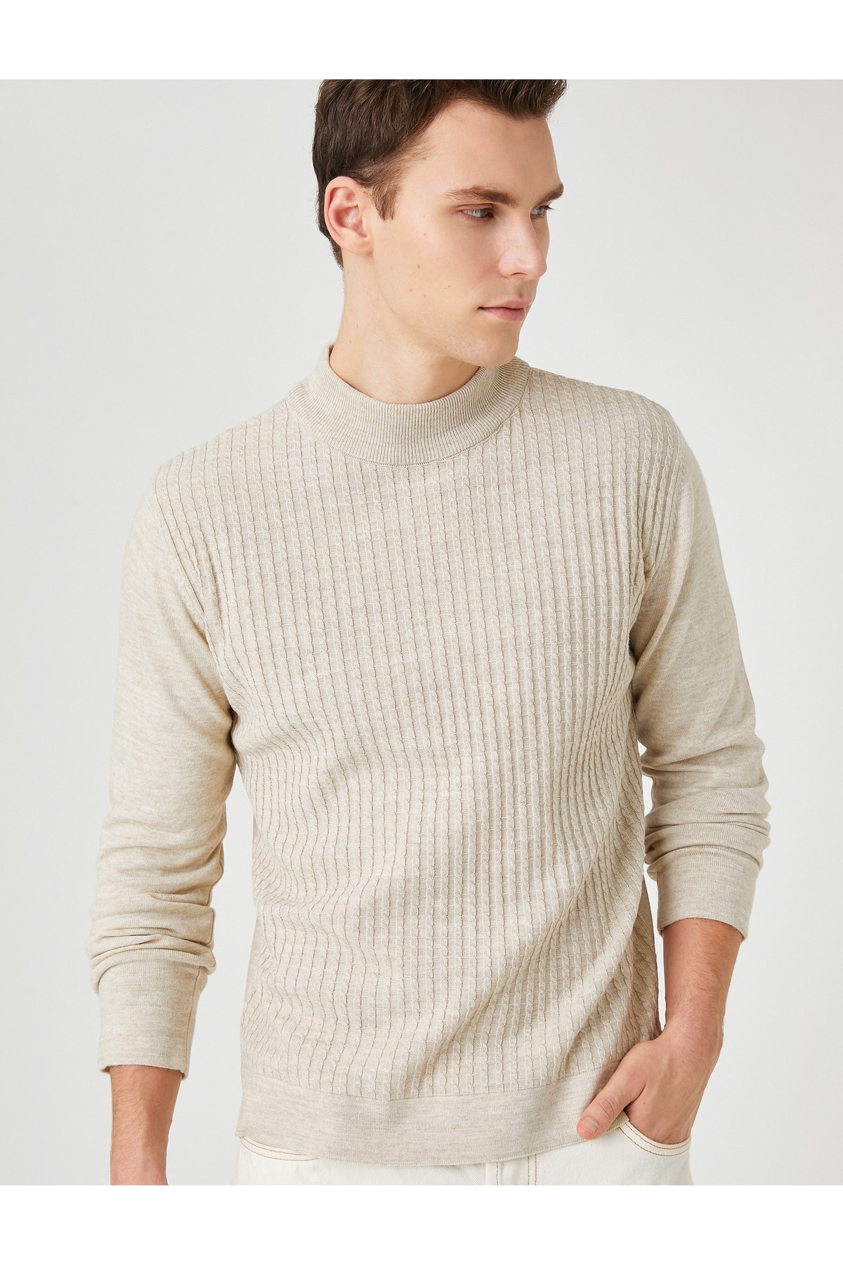 Levně Koton Knitwear Sweater with a Knit Pattern and Half Turtleneck Slim Fit.