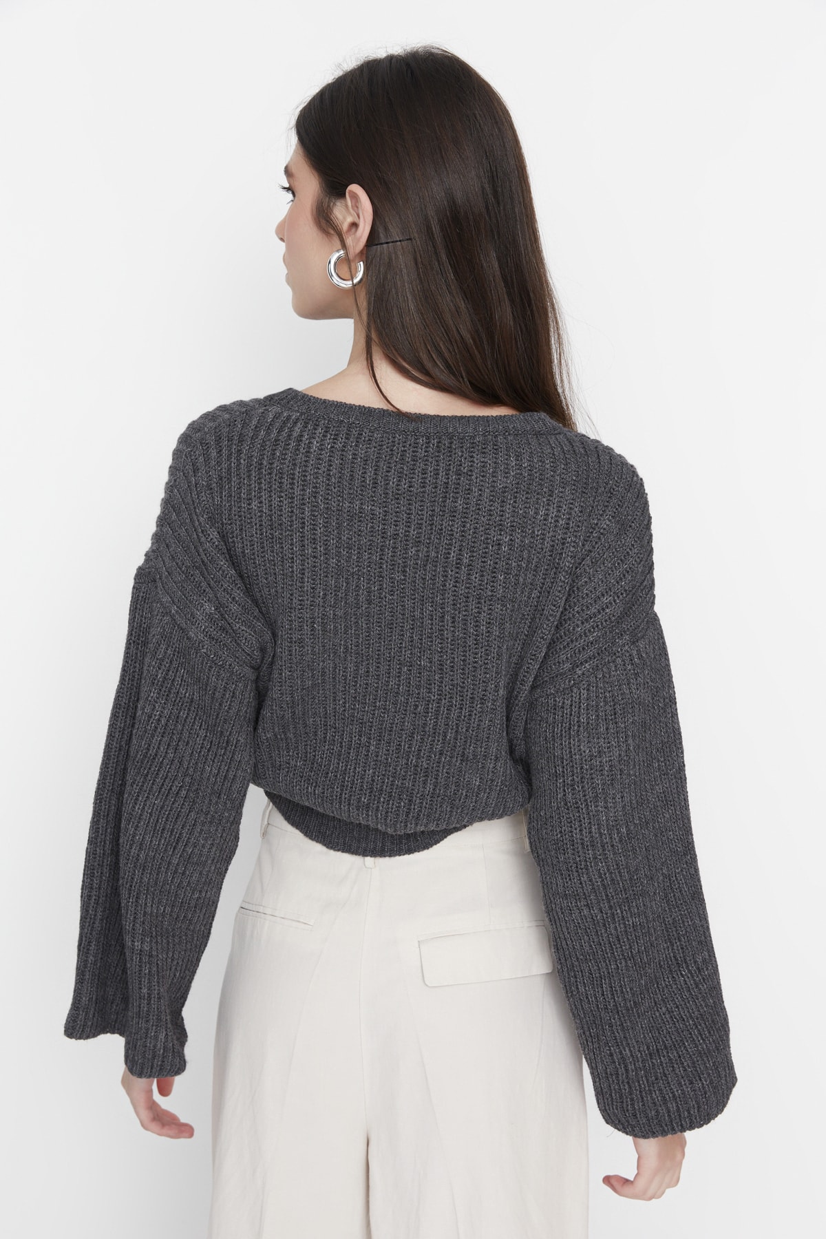 Trendyol Anthracite Crop Spanish Sleeve Knitwear Sweater