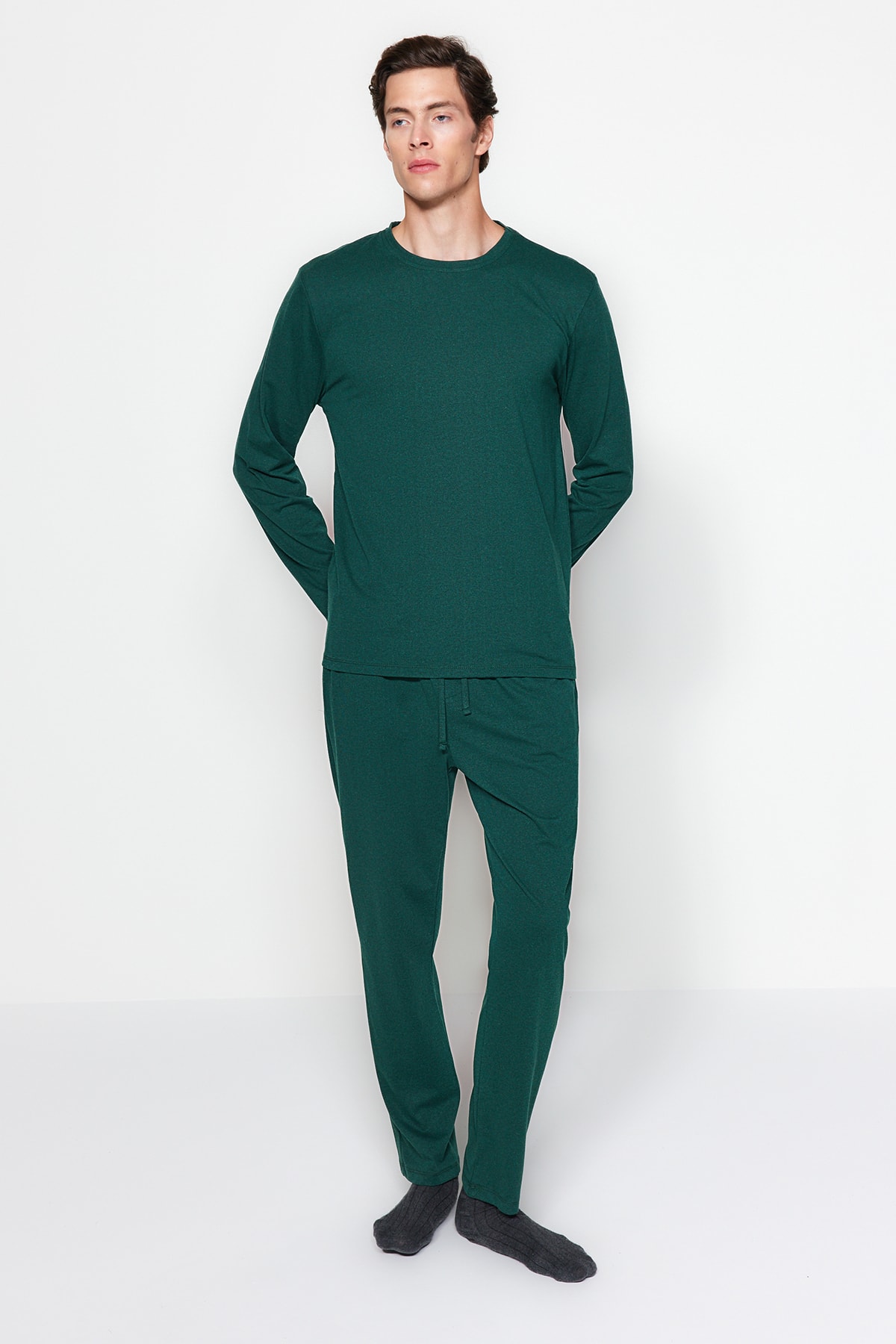 Trendyol Green Regular Fit Knitted Pajama Set