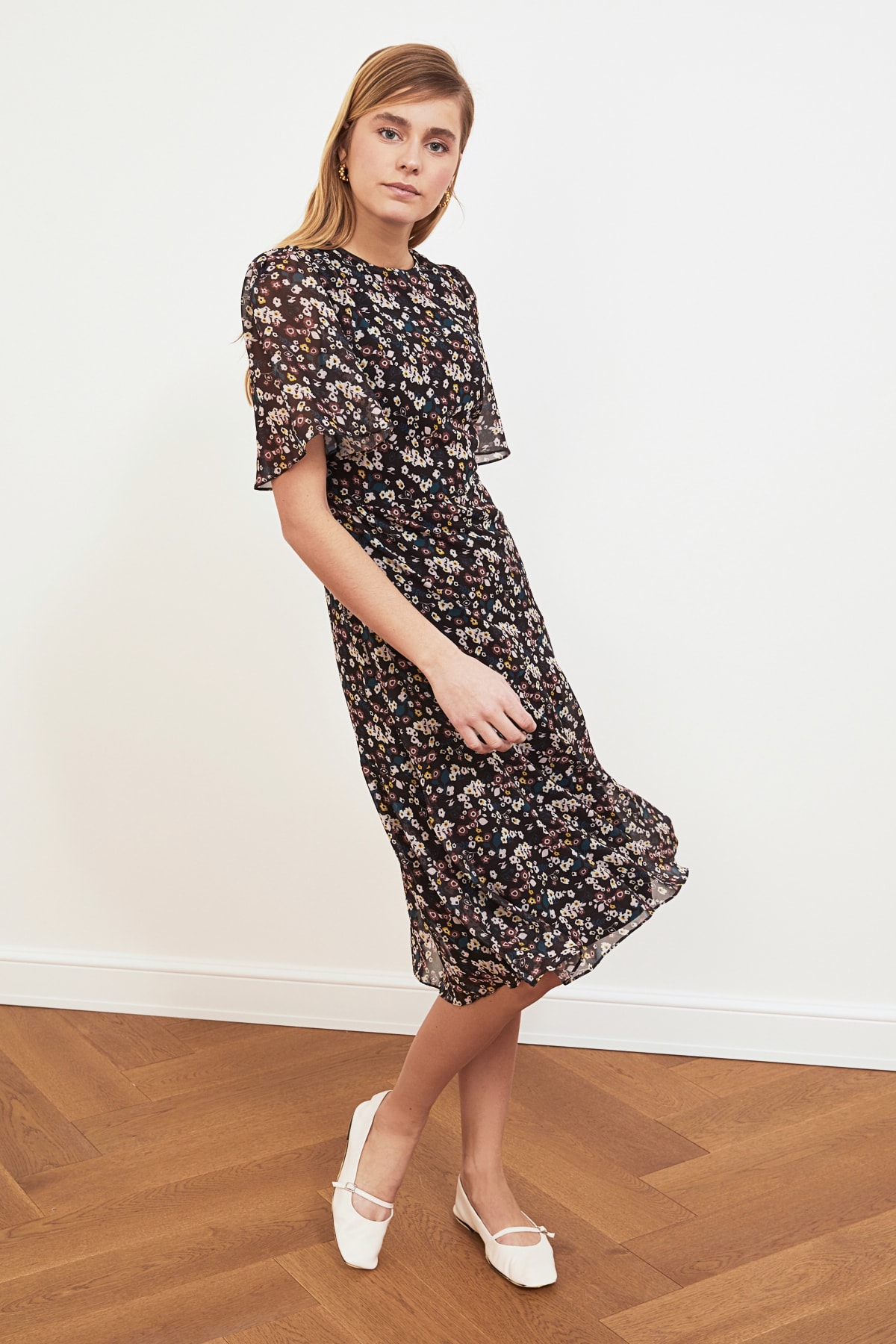 trendyol floral patterned