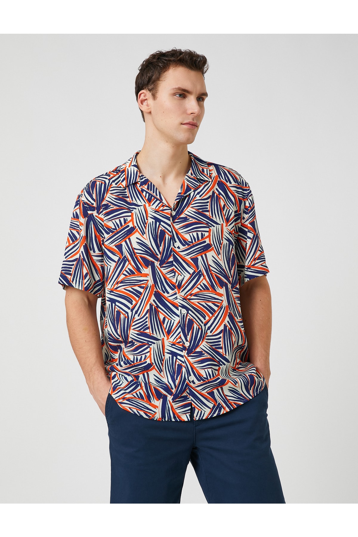Levně Koton Summer Shirt with Short Sleeves, Turndown Collar