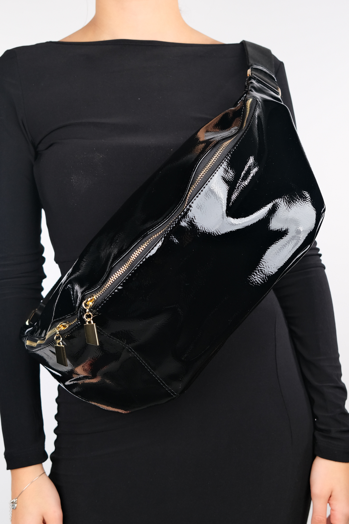 Levně LuviShoes VENTA Black Patent Leather Women's Large Waist Bag