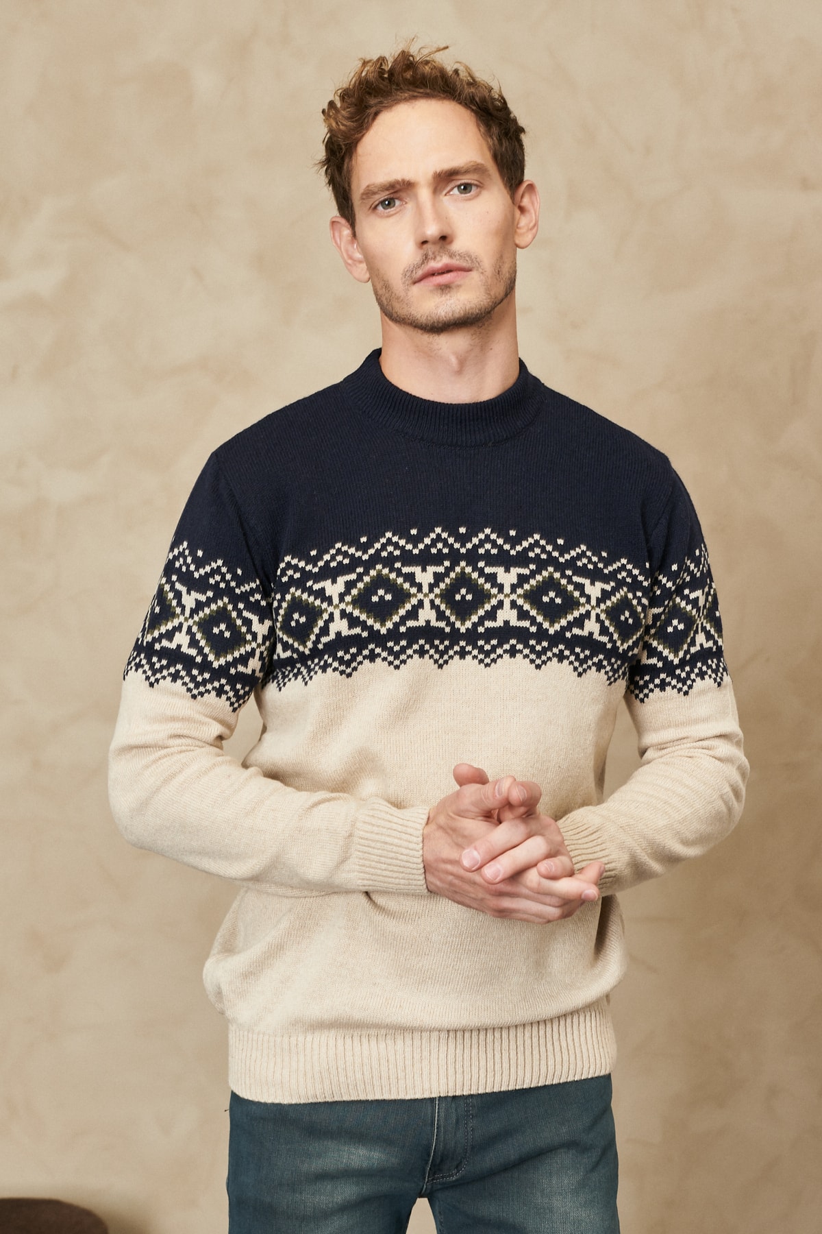 AC&Co / Altınyıldız Classics Men's Navy Blue-Beige Standard Fit Normal Cut Half Turtleneck Raised Soft Textured Knitwear Sweater