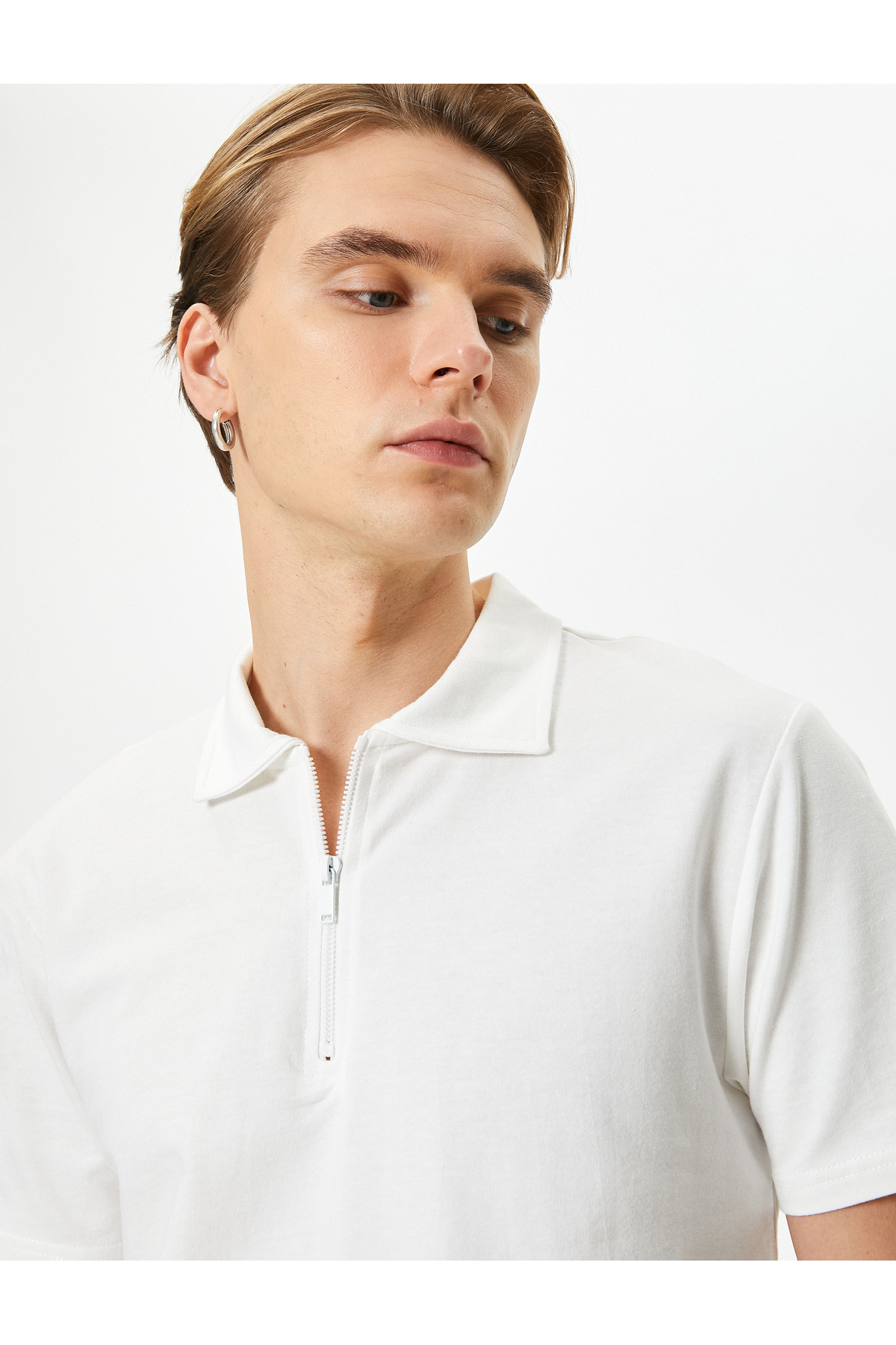 Levně Koton Polo Neck T-Shirt Half Zipper Short Sleeve Cotton