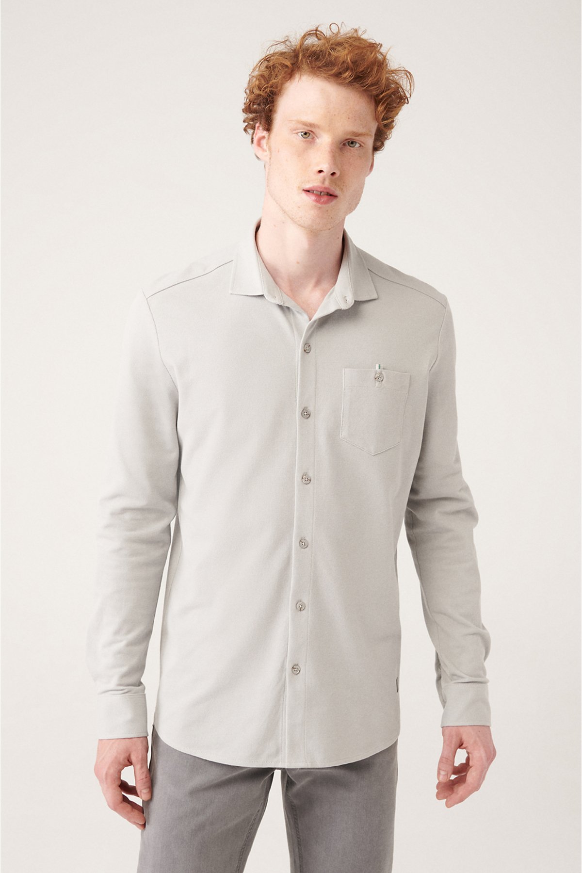 Levně Avva Men's Gray 100% Cotton Classic Collar Pocket Regular Fit Knitted Shirt
