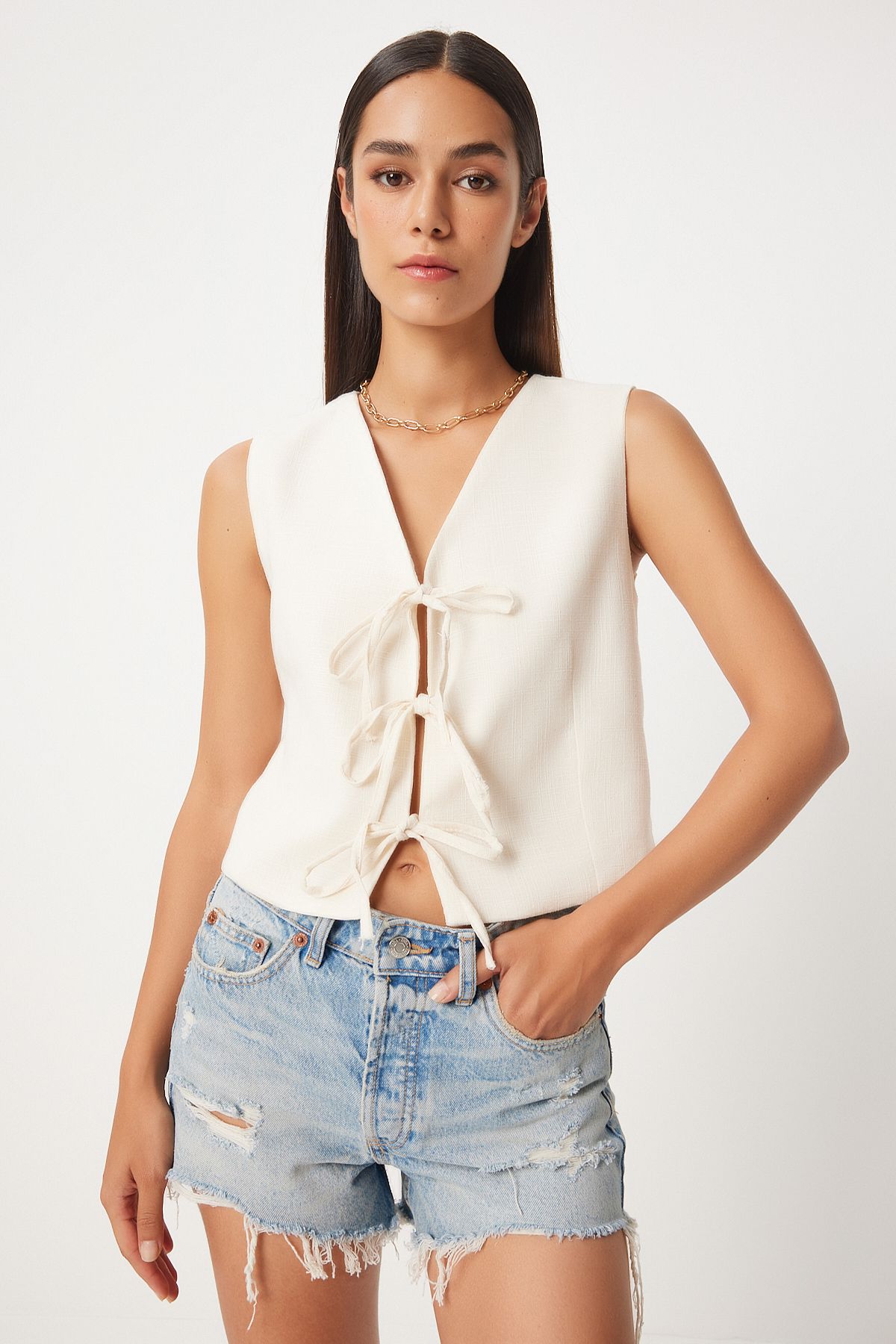 Happiness İstanbul Women's Cream Bow Linen Vest