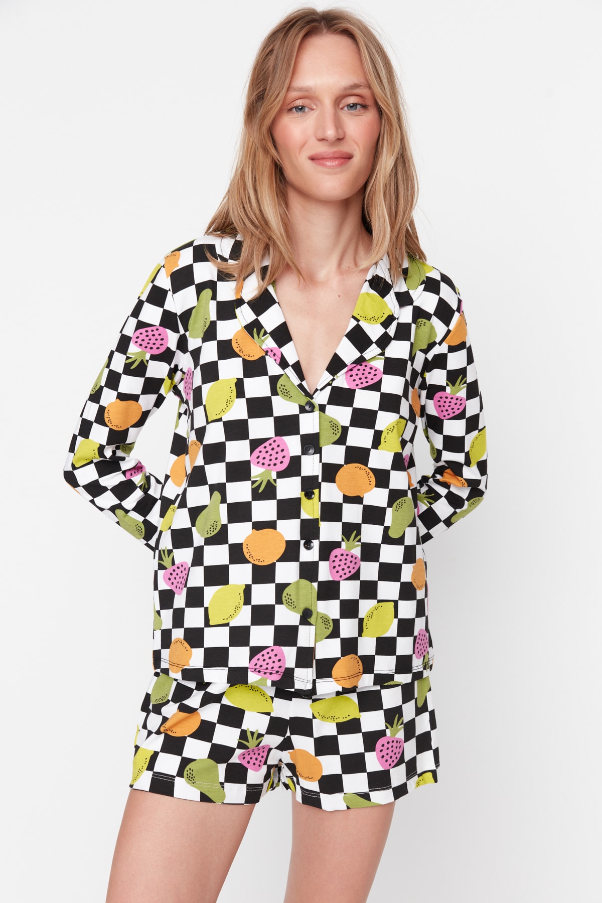 Trendyol Multicolored Checkerboard Print Knitted Pajamas Set