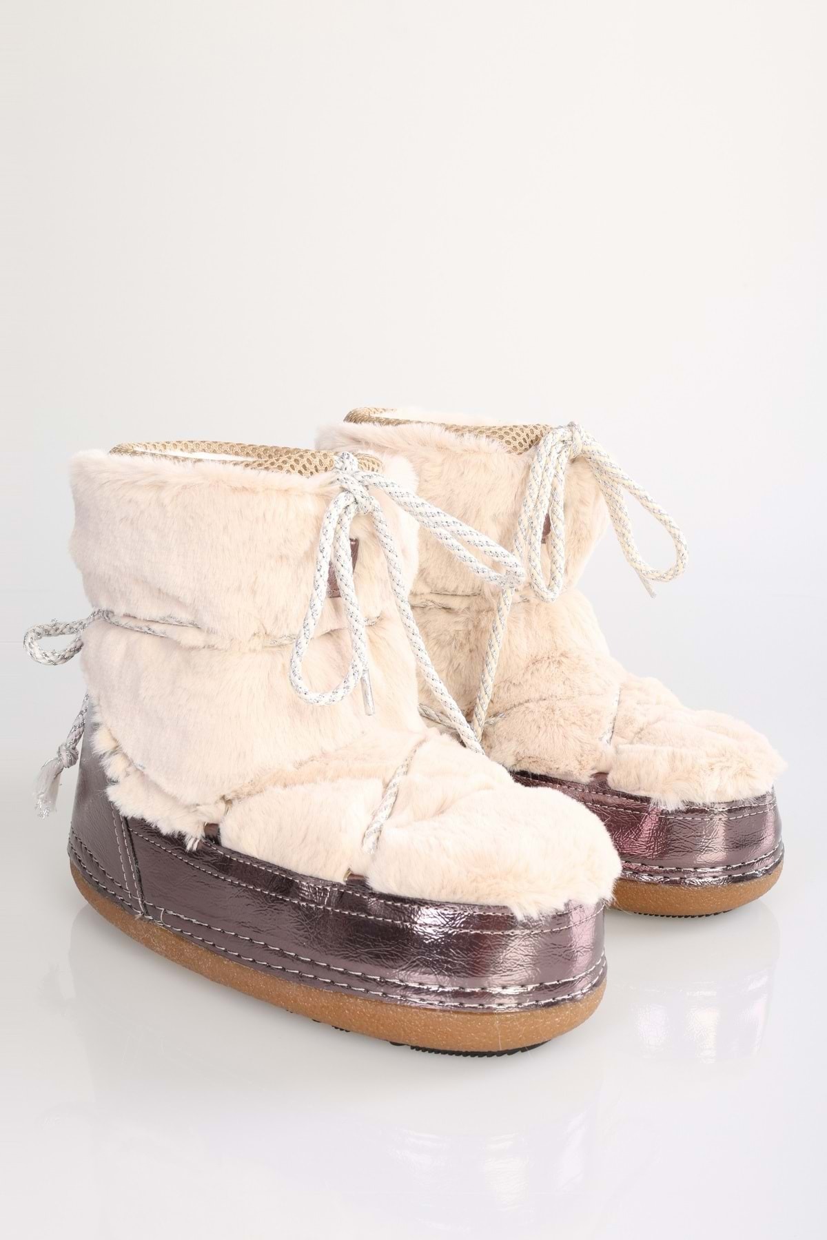 Shoeberry Women's Snowie Beige Furry Thick Sole Snow Boots