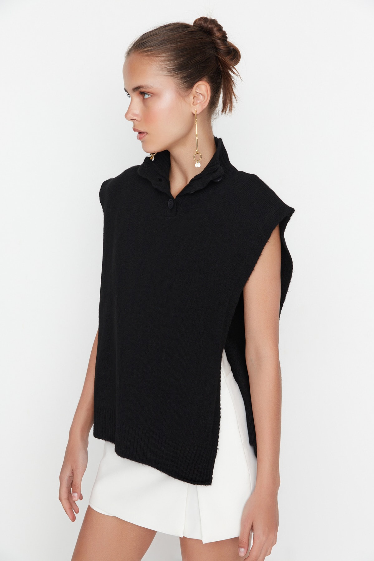 Trendyol Sweater Vest - Black - Regular fit