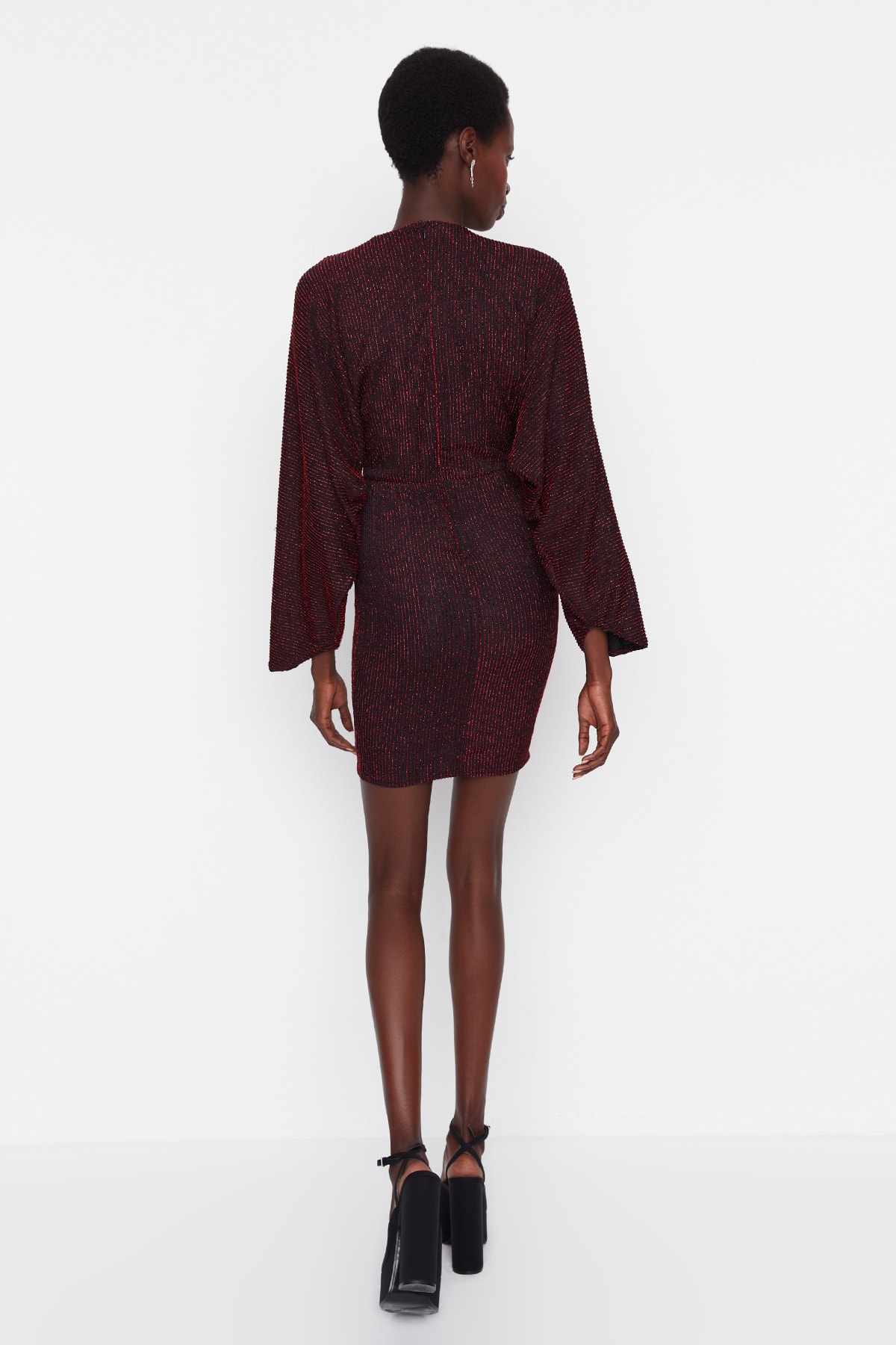 Rochie de seara detaliata Trendyol Claret Red Shimmer