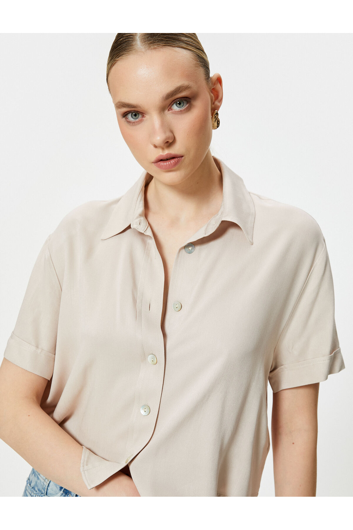 Levně Koton Crop Shirt Short Sleeve Classic Collar Buttoned Viscose