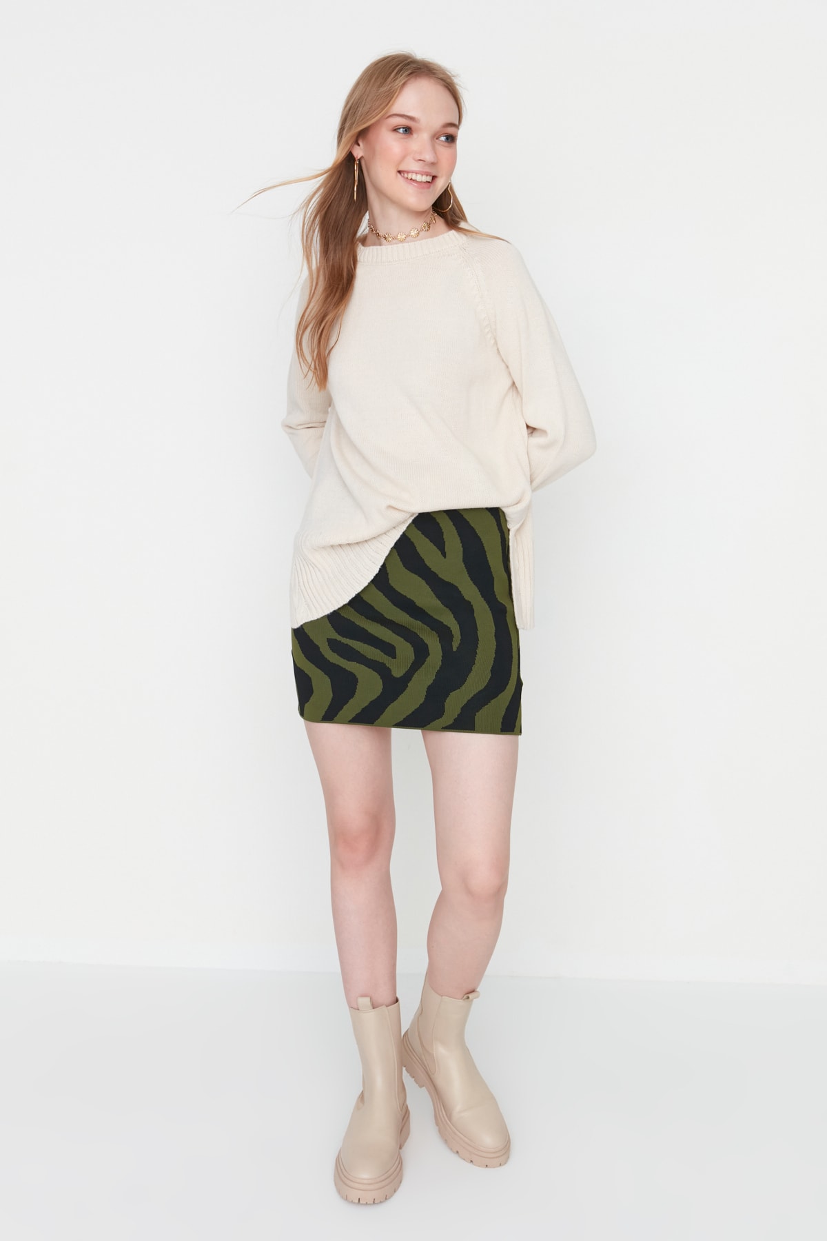 Levně Trendyol Green Animal Patterned Sweater Skirt
