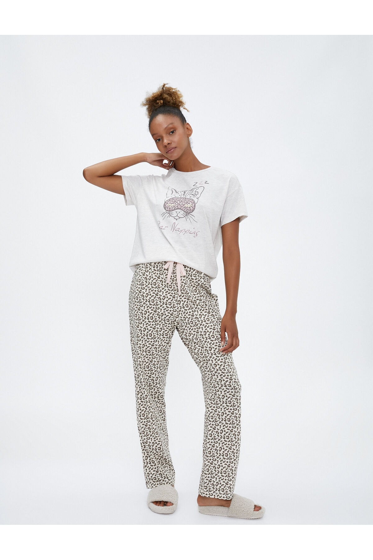 Koton Short Sleeve Pajamas Set Leopard Pattern Crew Neck