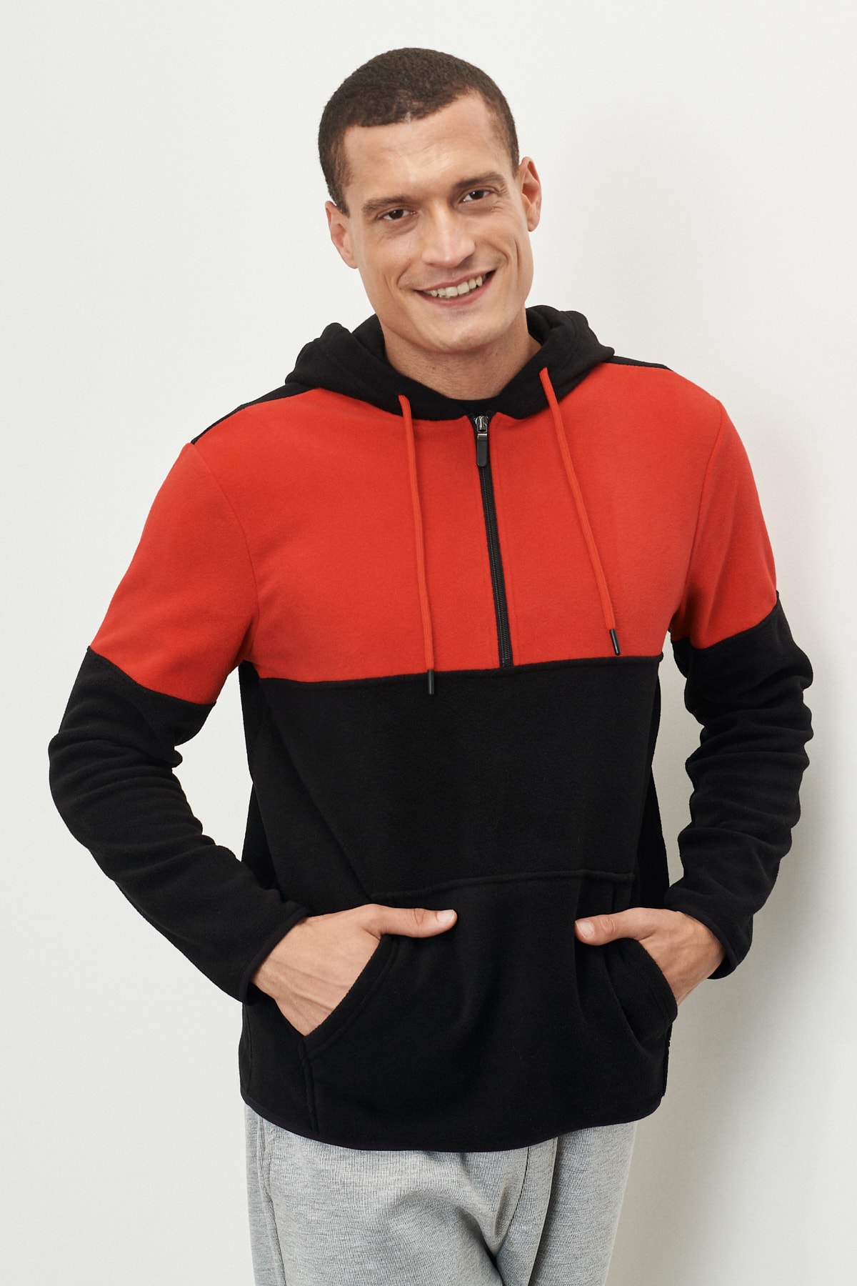 AC&Co / Altınyıldız Classics Men's Red-black Standard Fit Normal Cut Fleece 3 Thread Hooded Fleece Sweatshirt