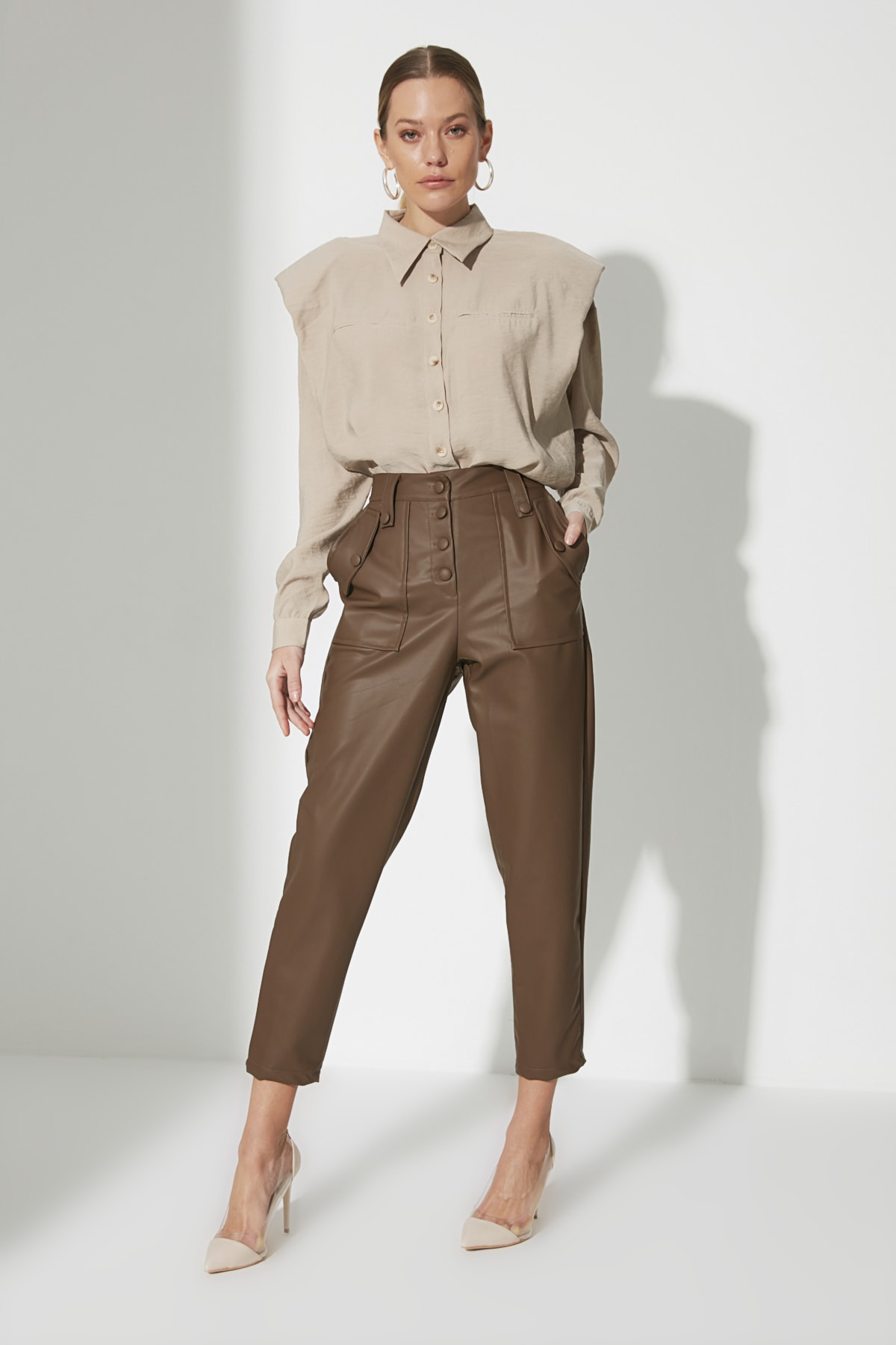Dámske nohavice Trendyol TWOAW22PL0083/OIL